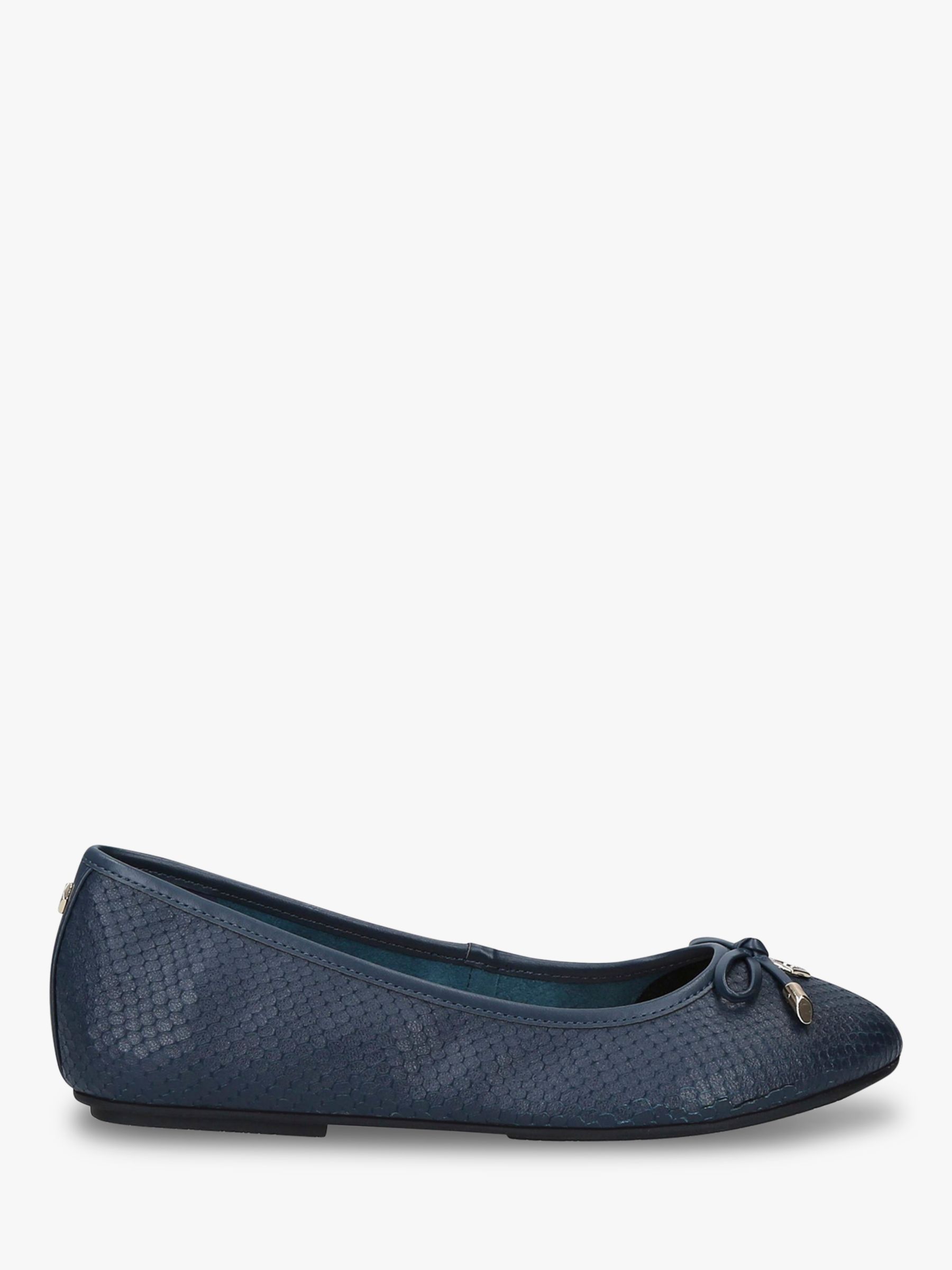 navy blue wide shoes