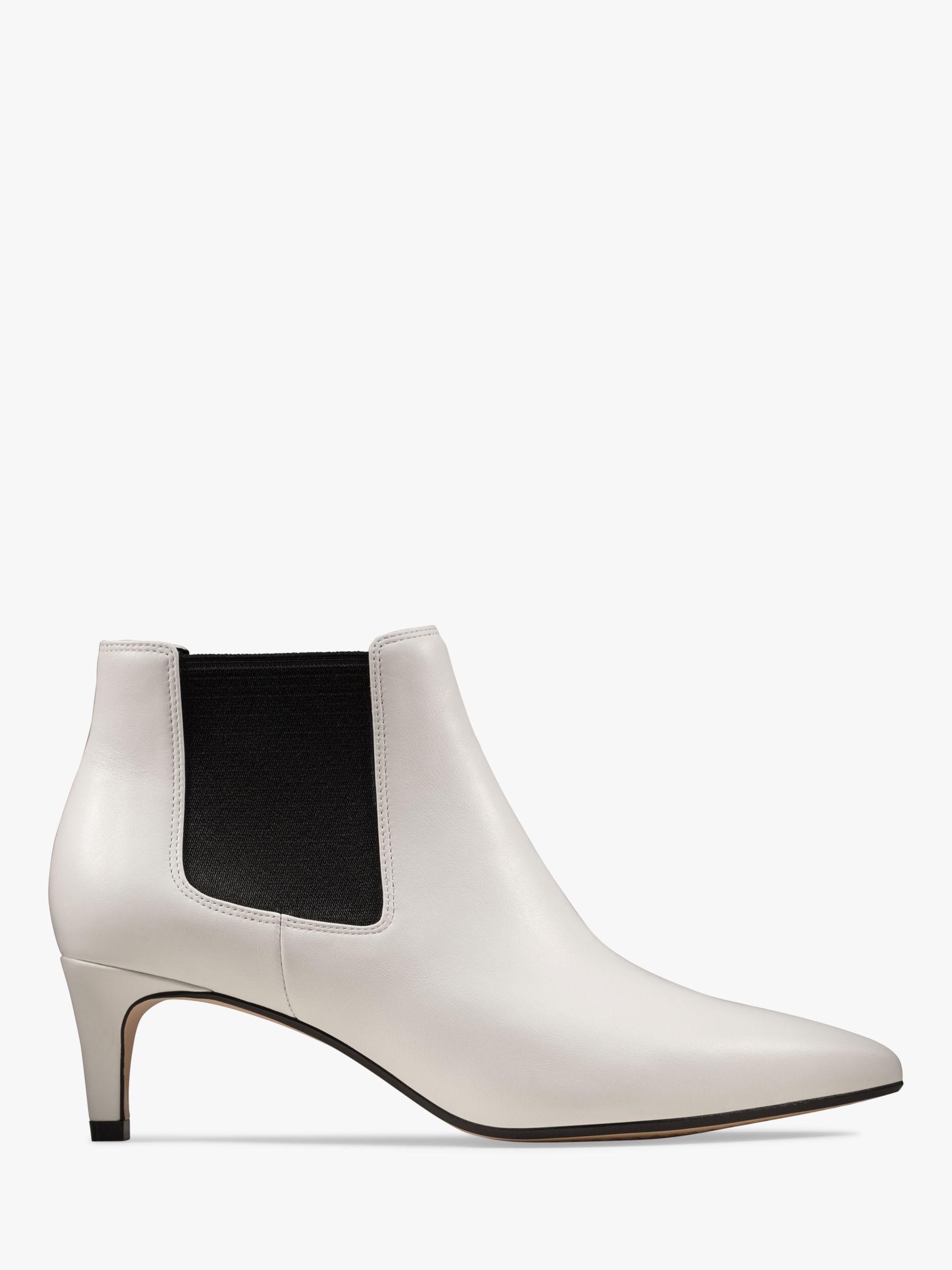clarks ankle boots low heel