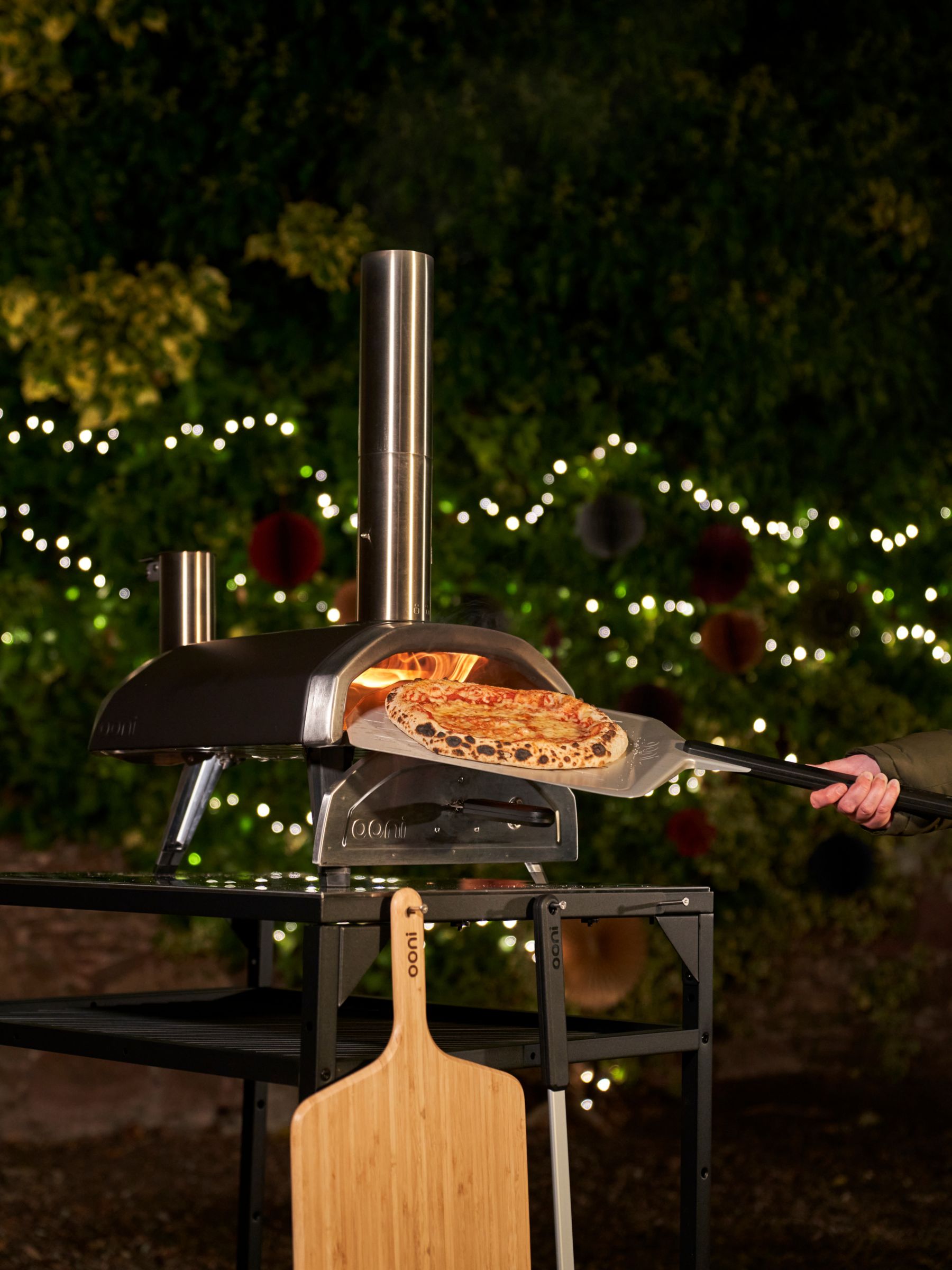 Ooni Fyra 12 Portable Outdoor Pizza Oven Gift Set