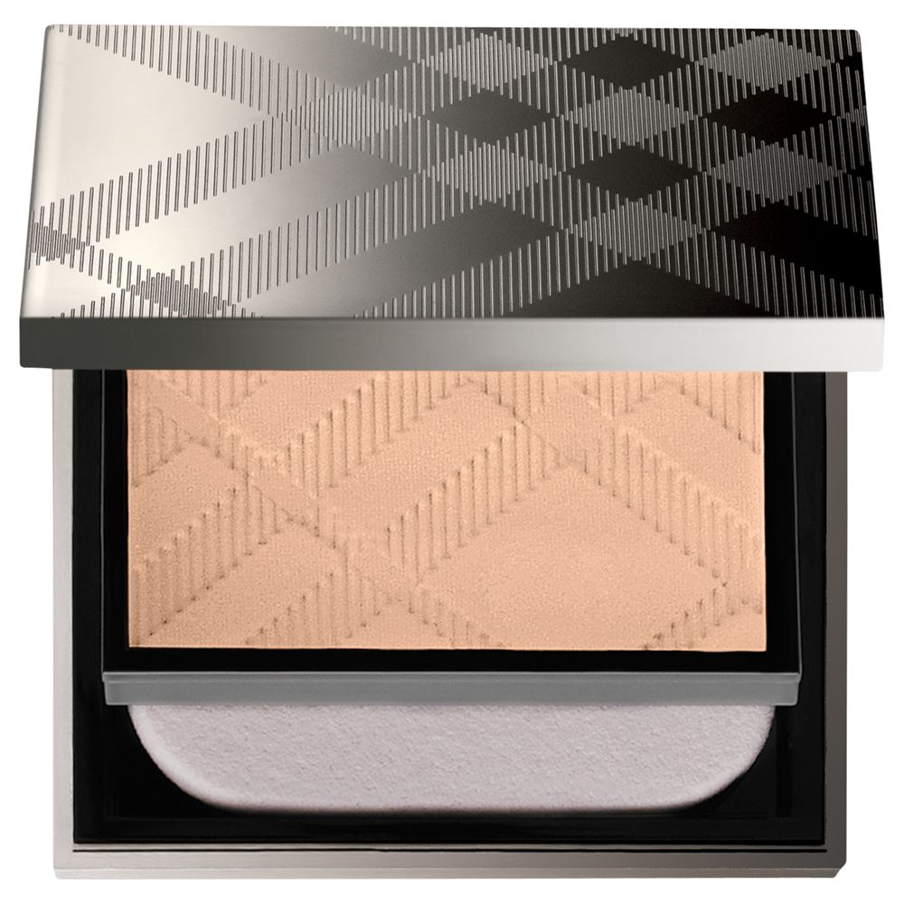 shop for Burberry Beauty Glow Compact Foundation at Shopo