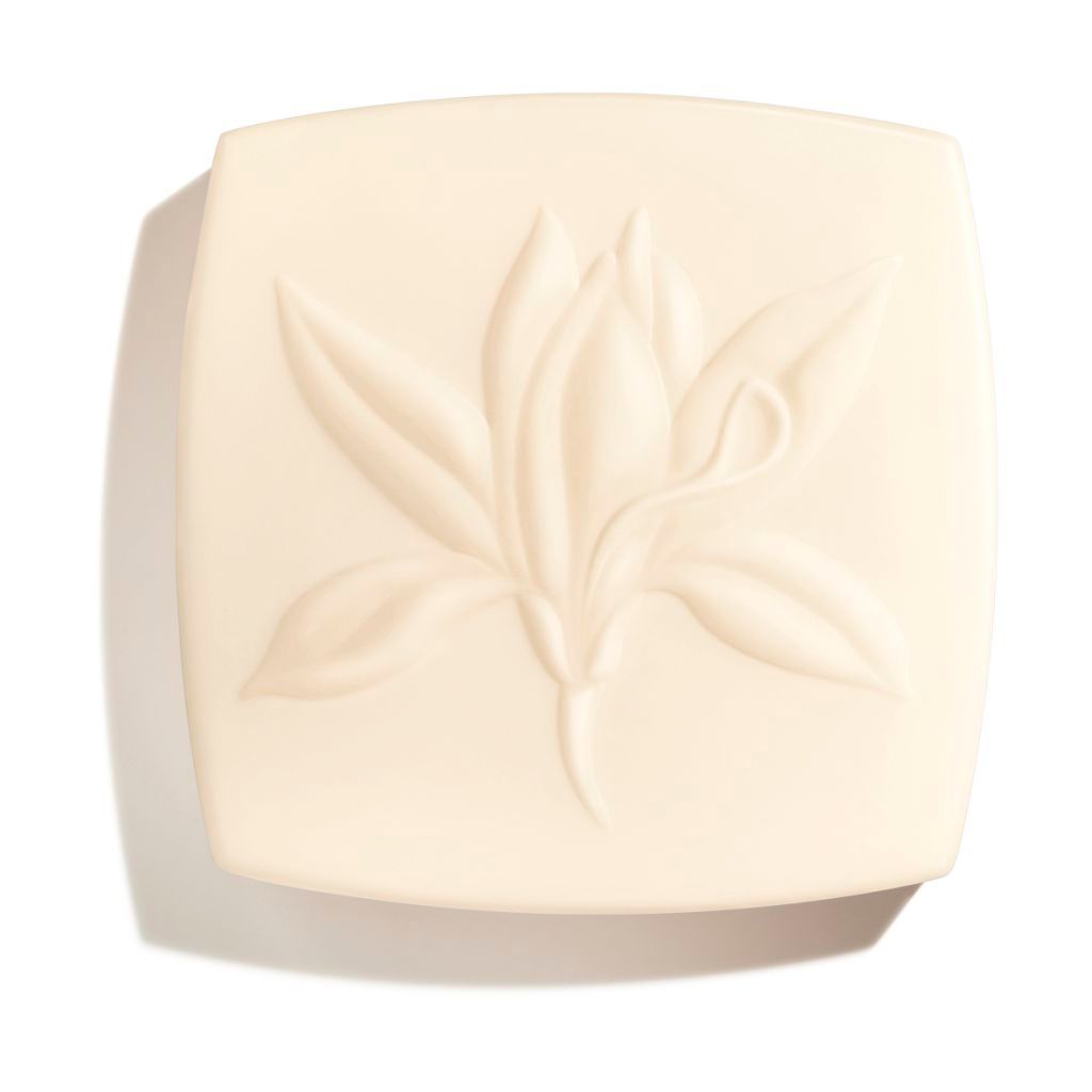  No 5 Chanel Le Savon The Bath Soap for Her 150 g by No.5 :  Beauty & Personal Care