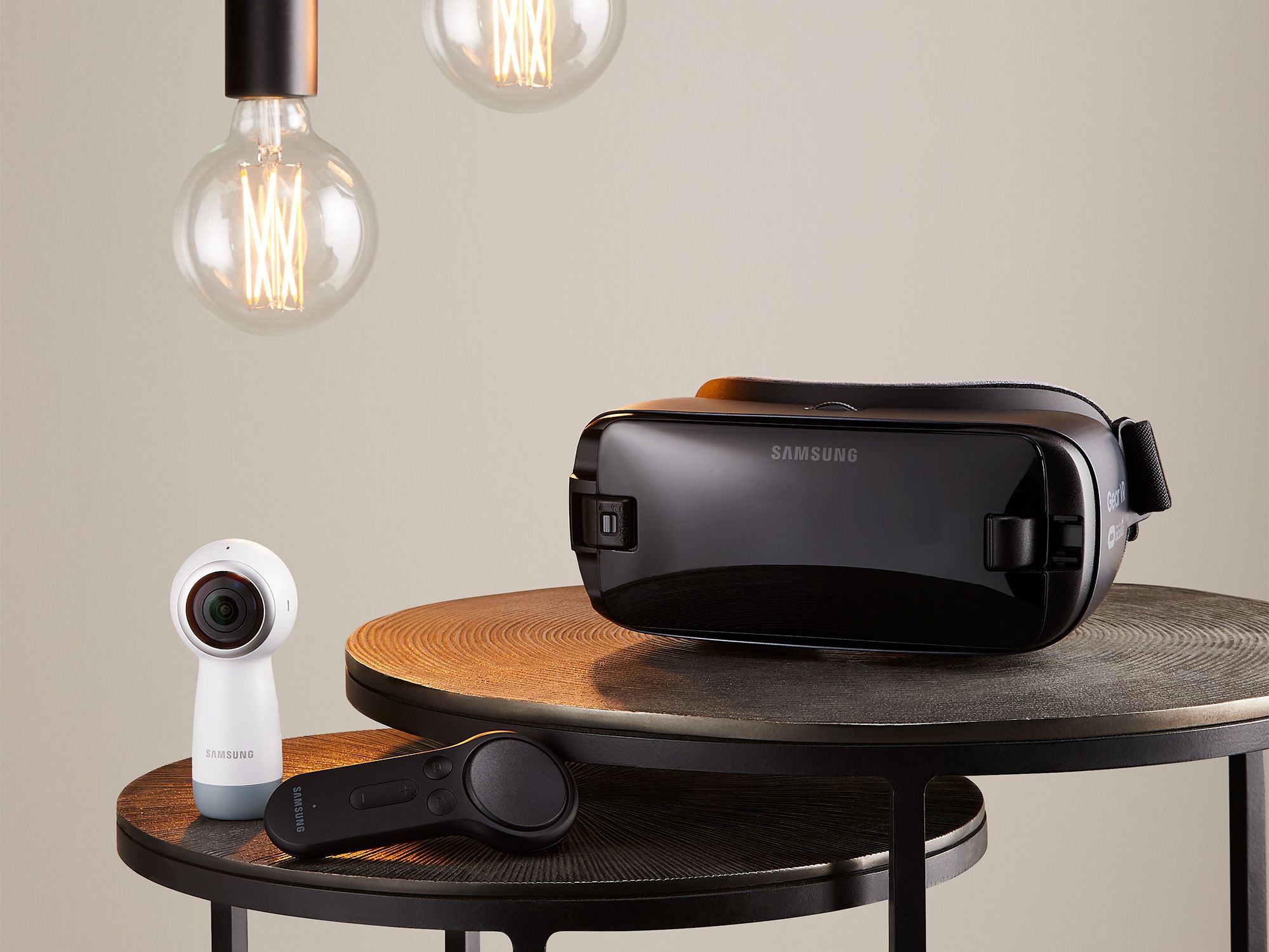 Samsung Virtual Reality Headset and Camera