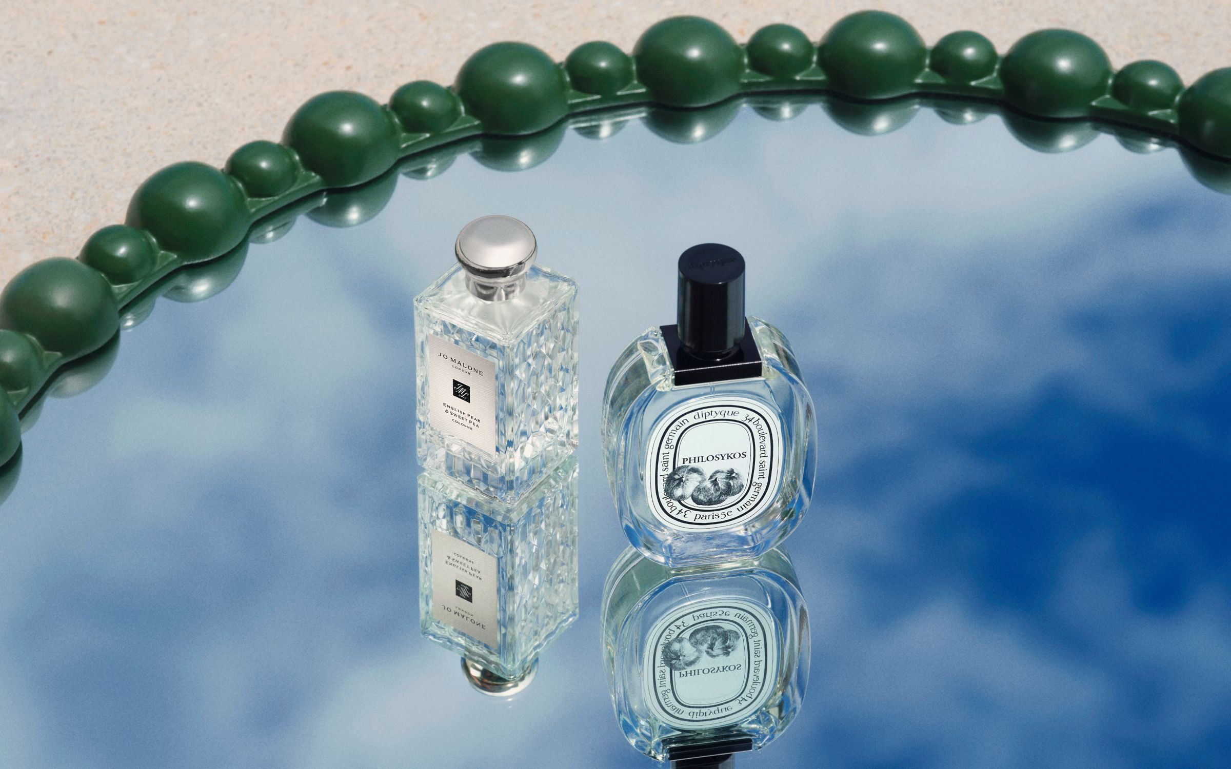 These fresh feel-good fragrances smell like spring/summer