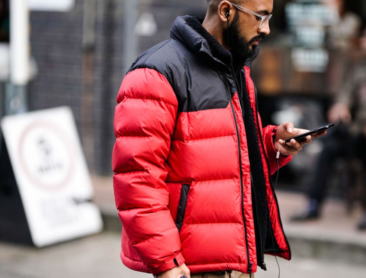 How to wear a puffer jacket for men