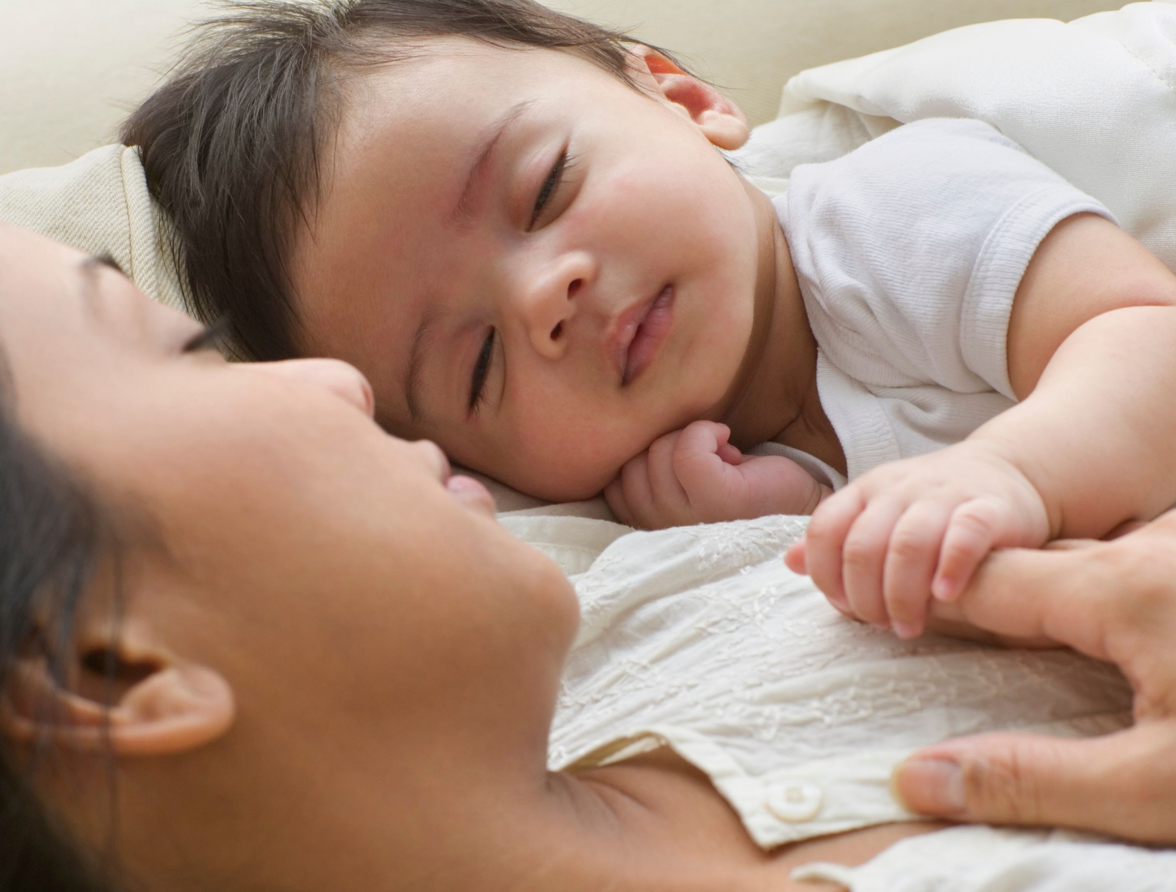 Sleep tips for new parents: helping baby (and you) get a good night’s sleep