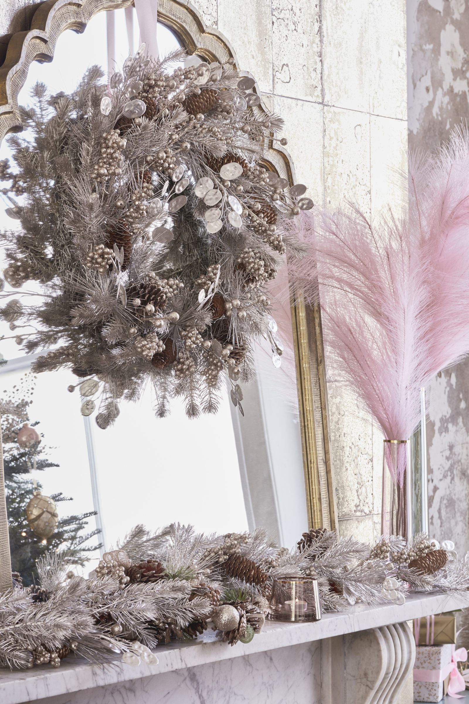 how to decorate with wreaths and garlands