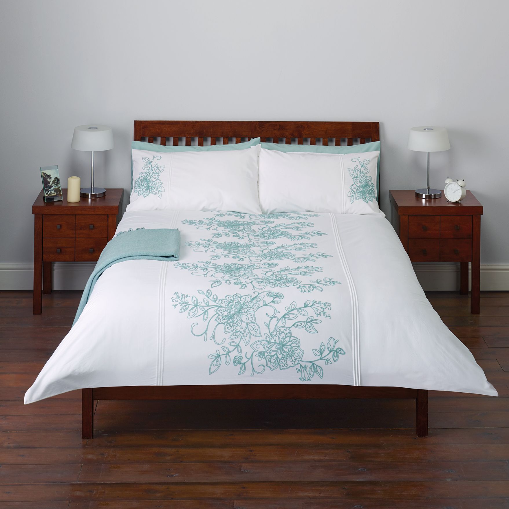 John Lewis Tilly Floral Embroidered Duvet Cover and Pillowcase Set Review