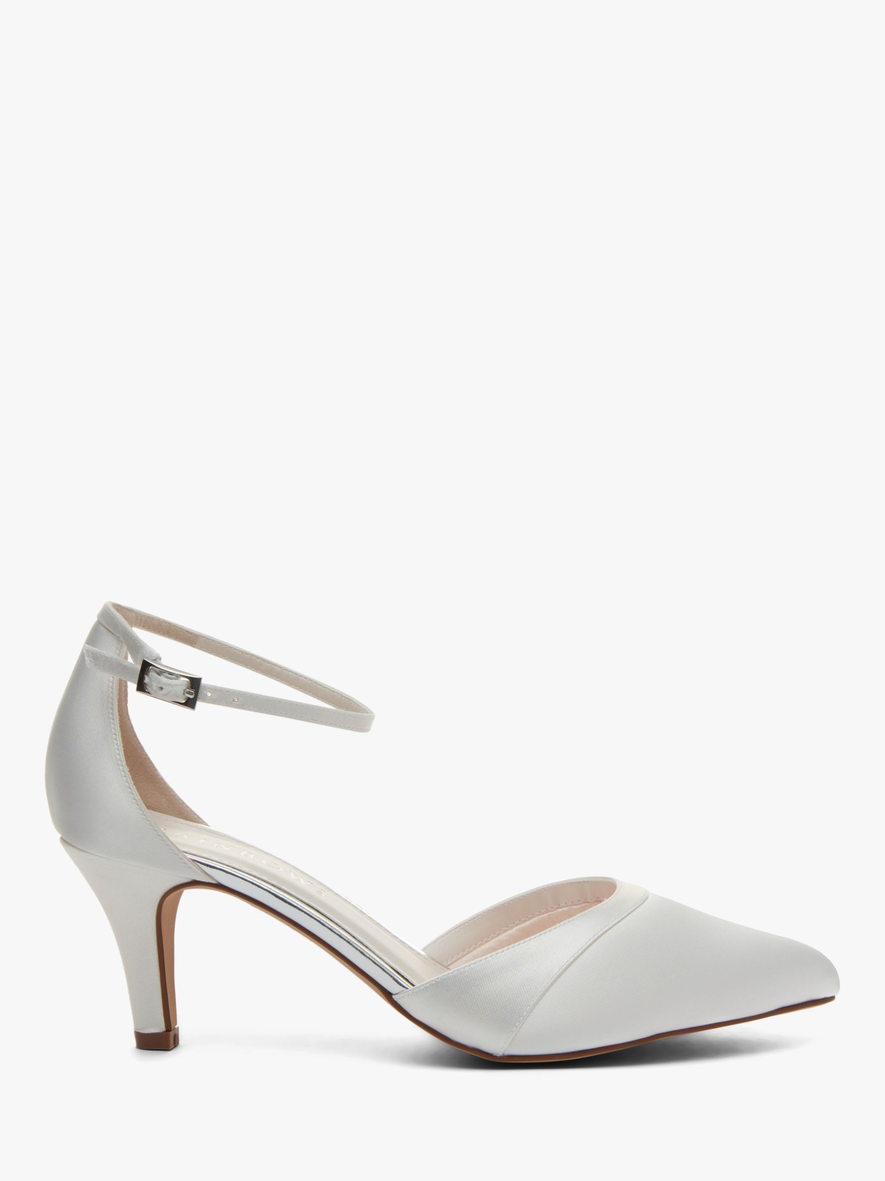pointed court shoes