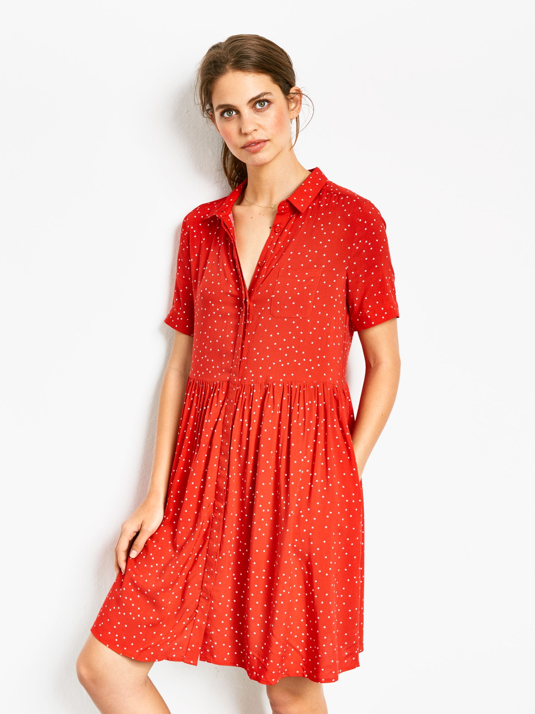 red star print dress