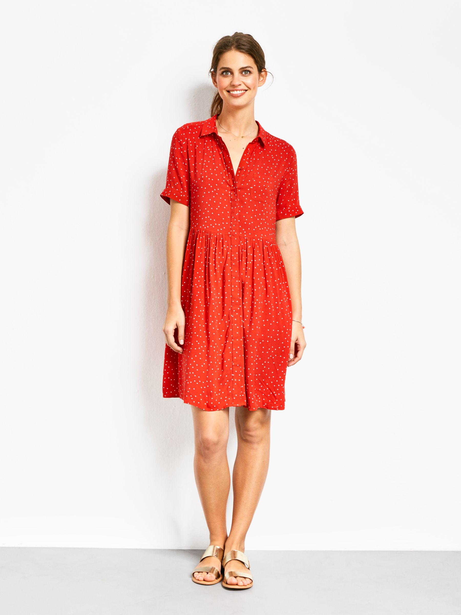 red star print dress