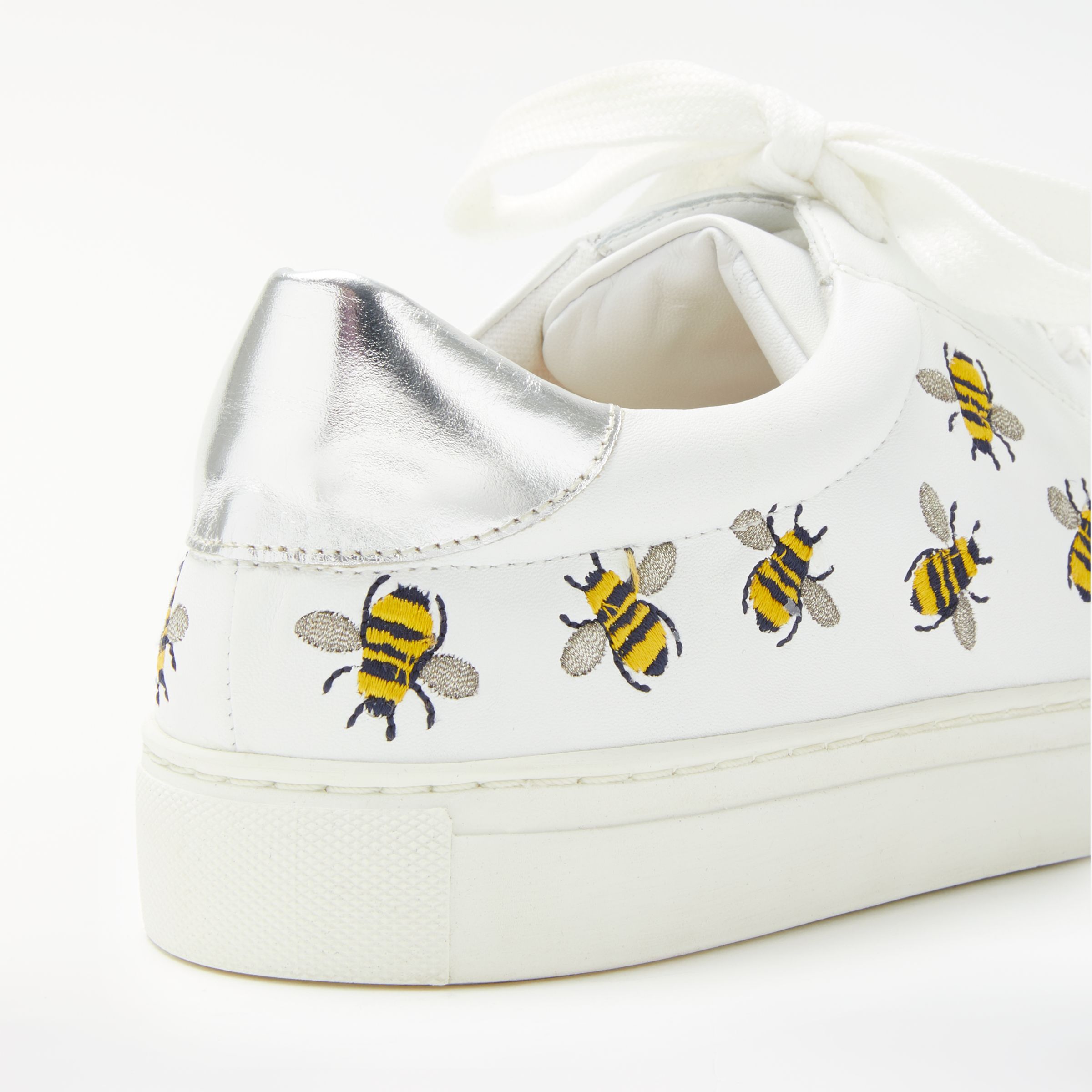 trainers with bees on them