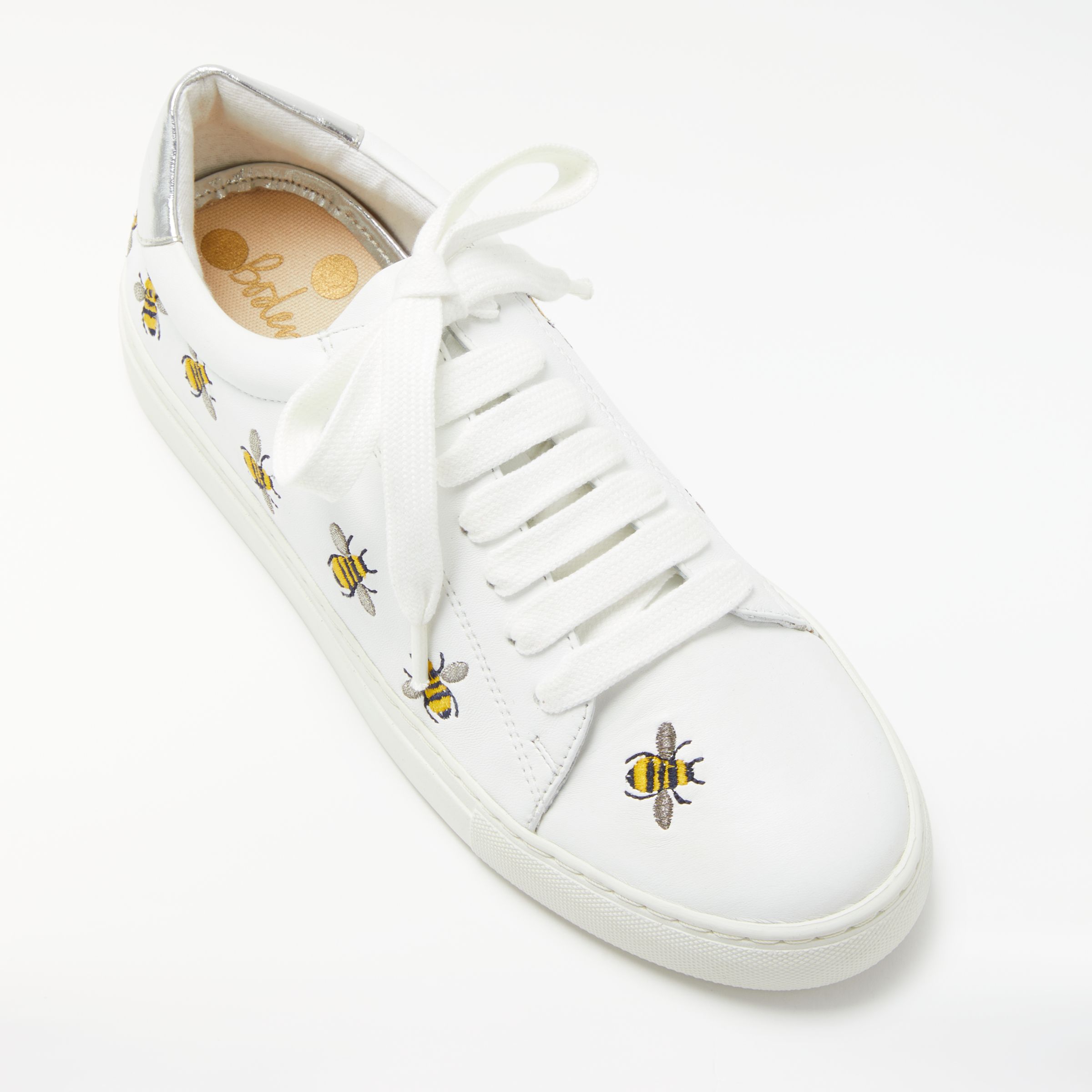 trainers with bee