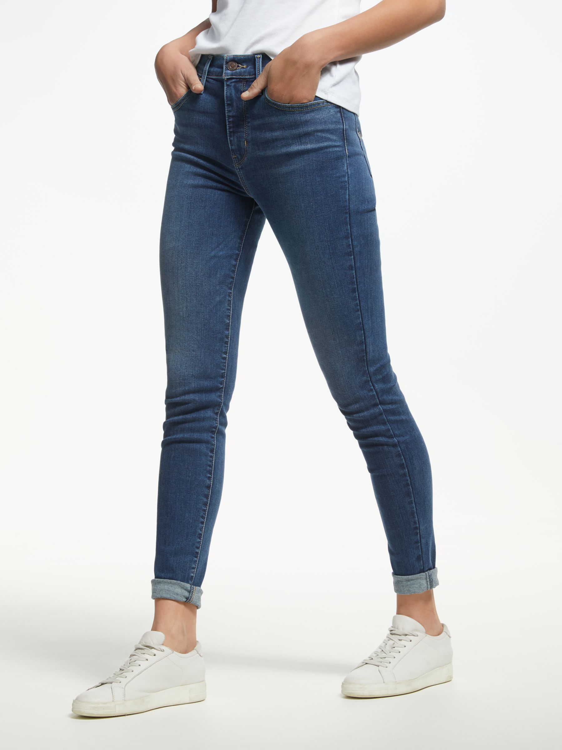 Levi's 720 High Rise Super Skinny Jeans 