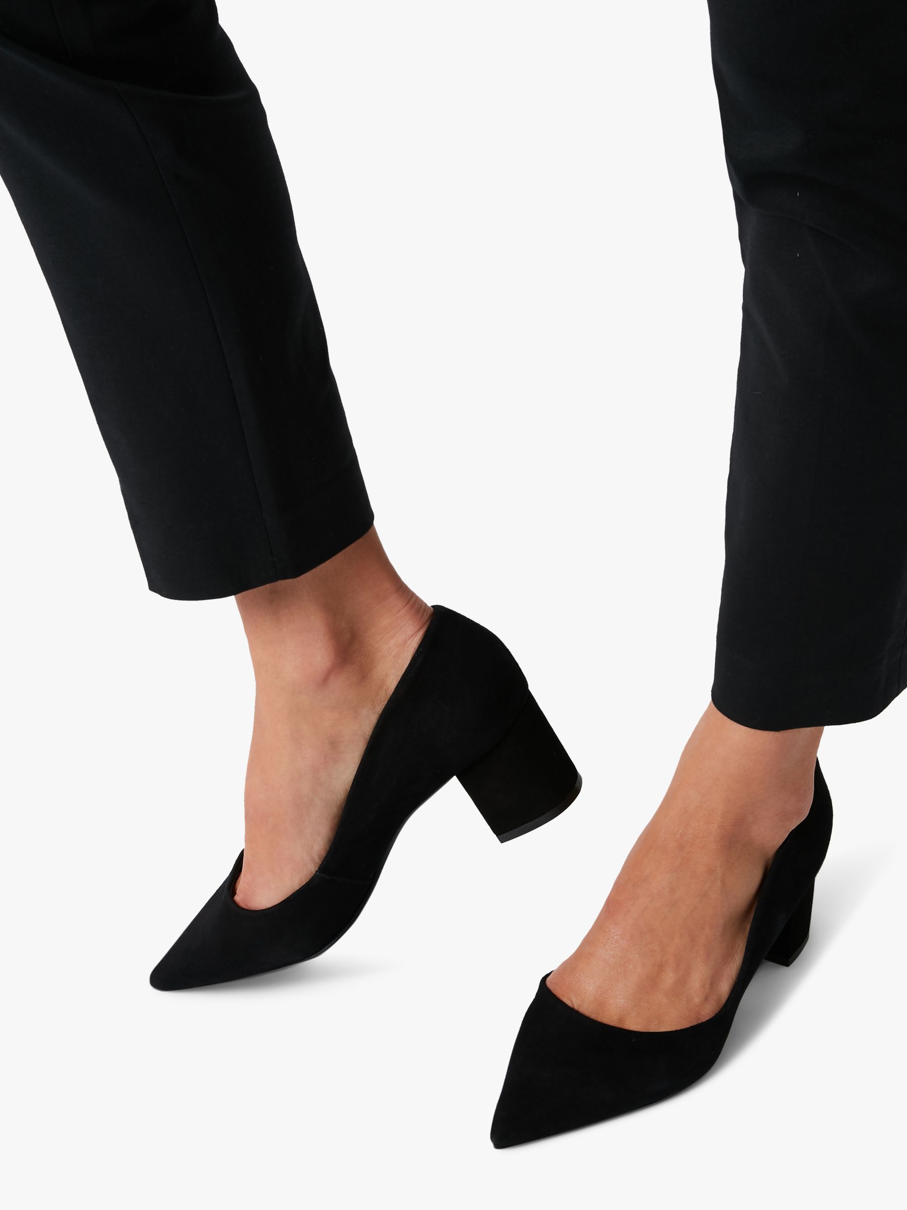 pointed court shoes block heel