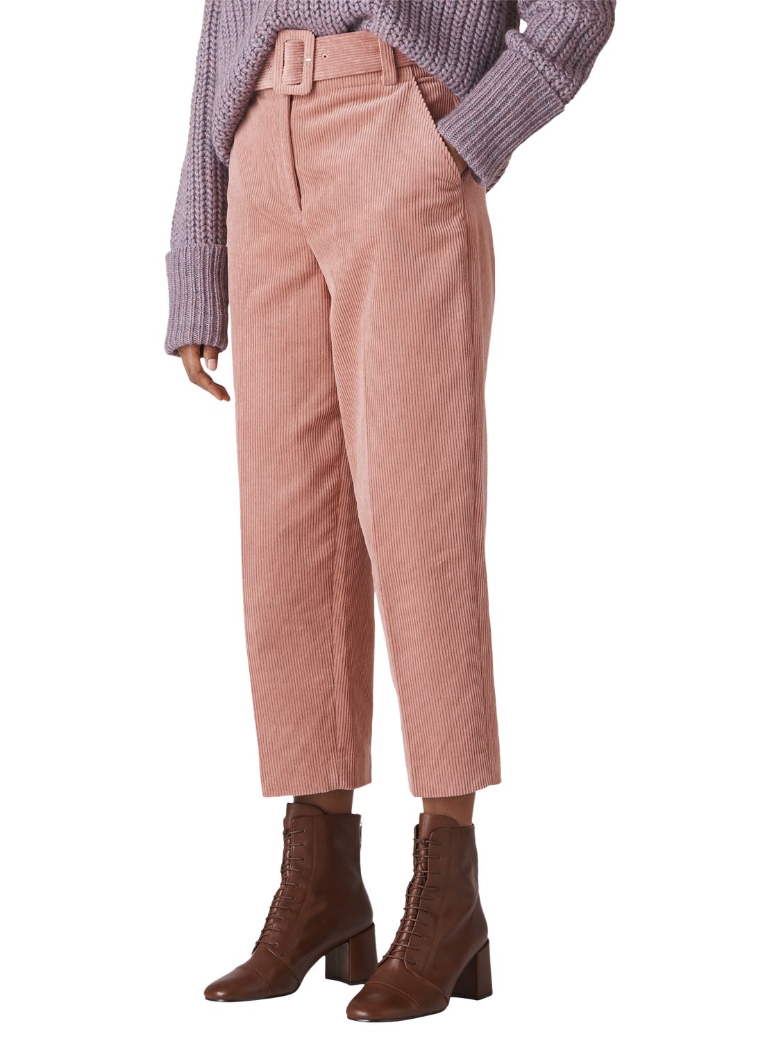 pink cropped trousers