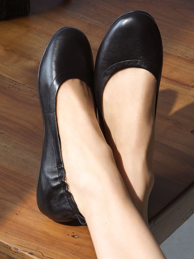 FitFlop Allegro Flat Leather Pumps, Black at John & Partners