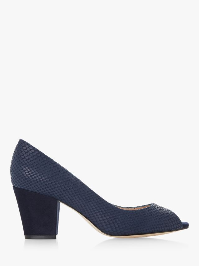 Navy court outlet shoes dune