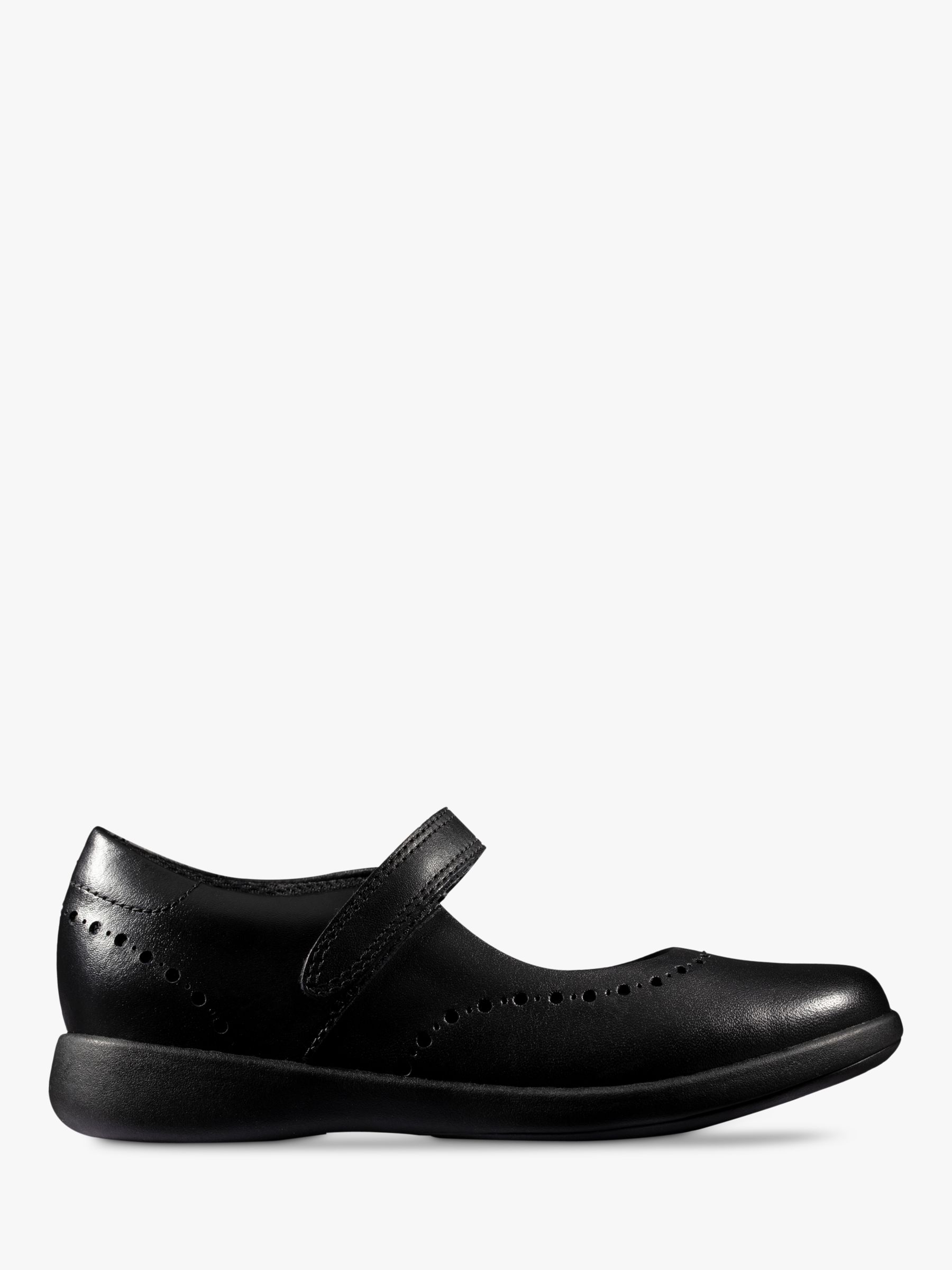 clarks black shoes