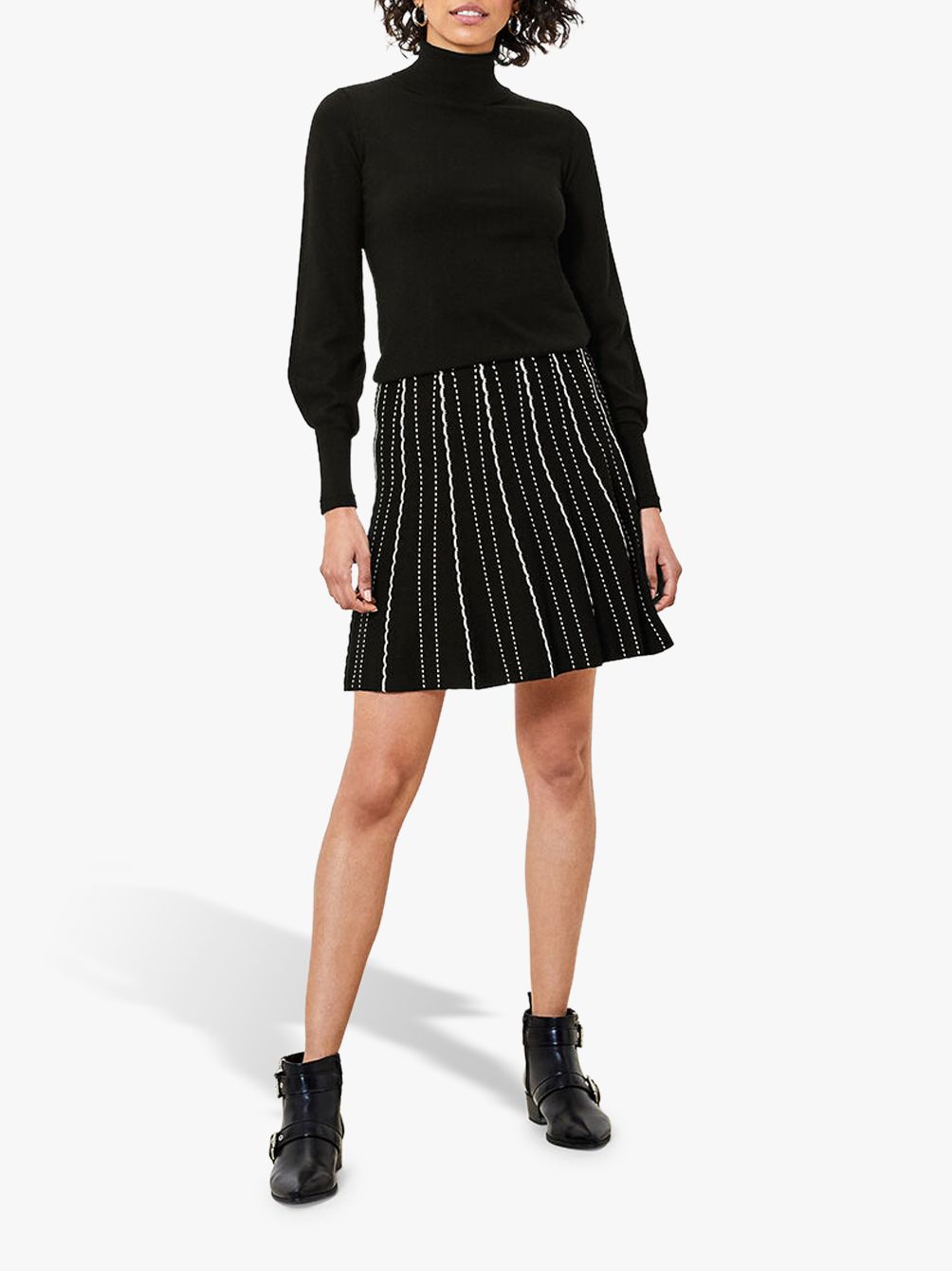 Oasis Scallop Dot Mini Skirt, Black/White