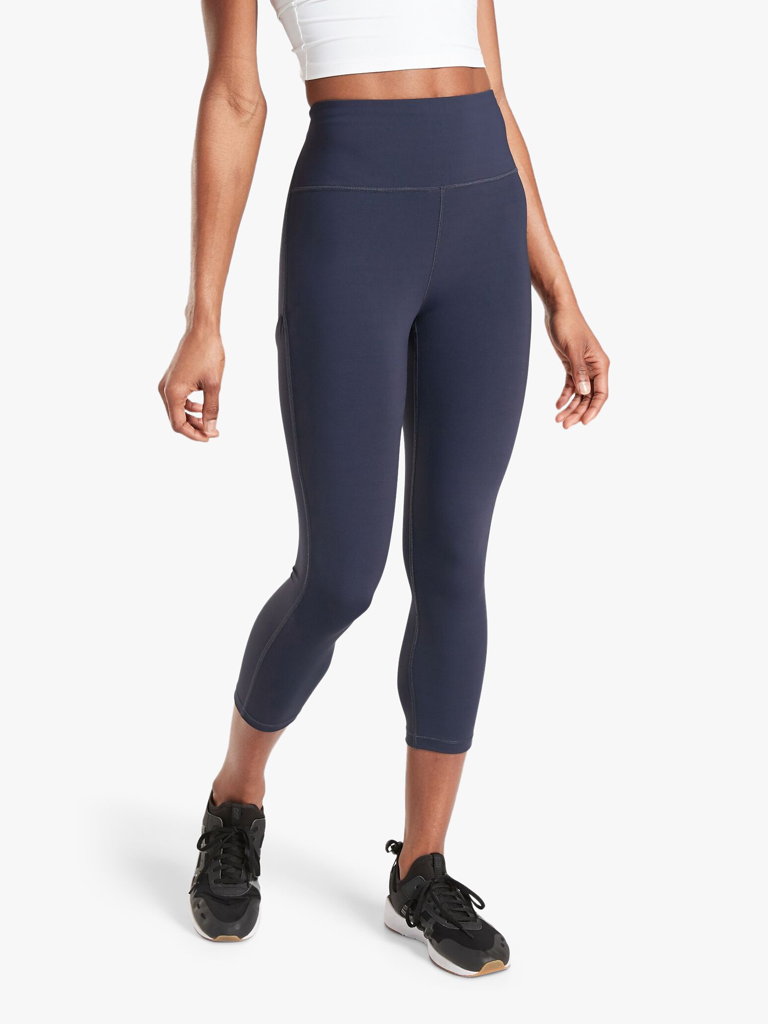 10 workout leggings with pockets: Alo, Lululemon, Athleta, and