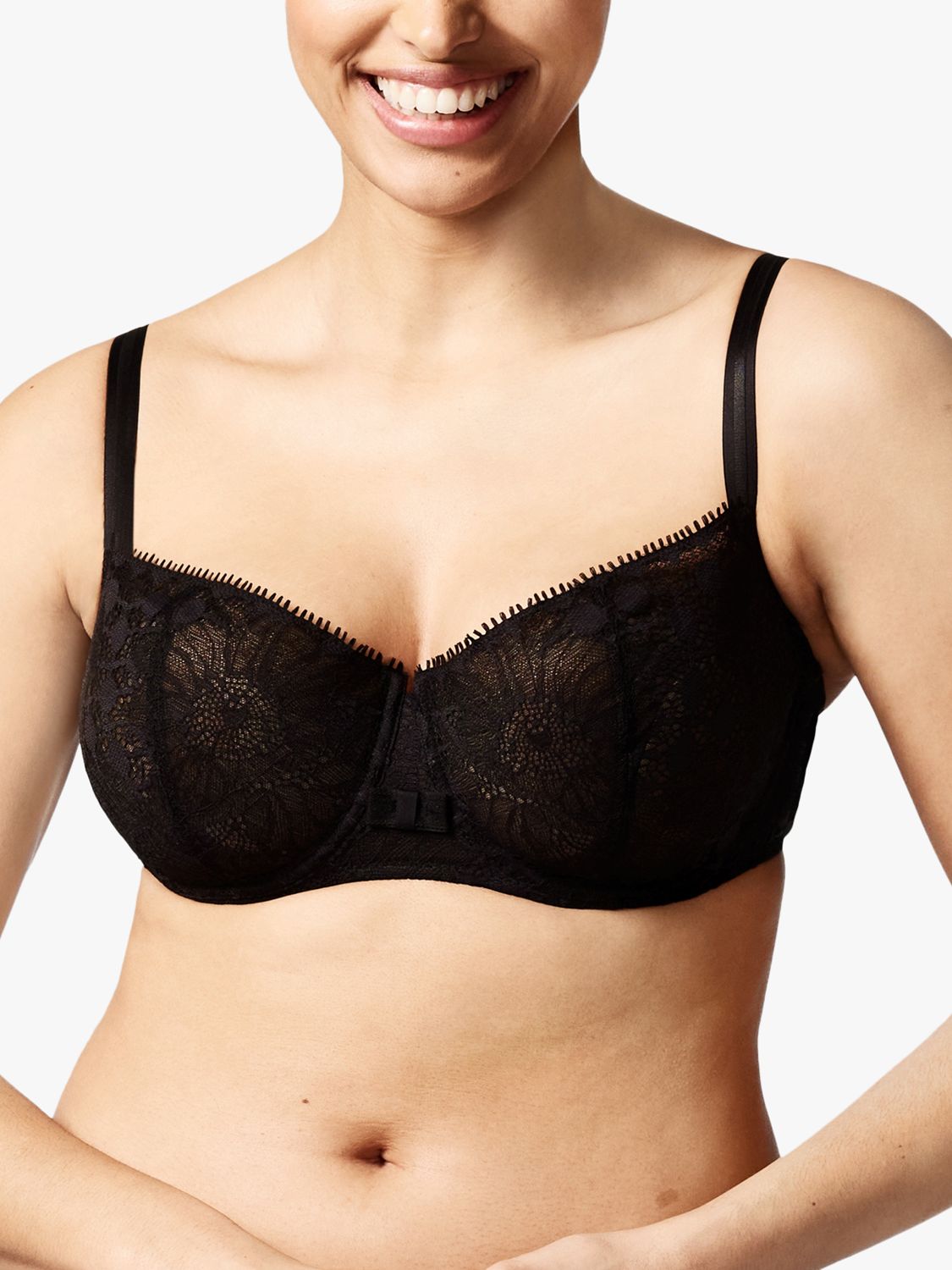 SPANX Women's Pillow Cup Signature Unlined Full Coverage Very Black 32DD :  : Fashion