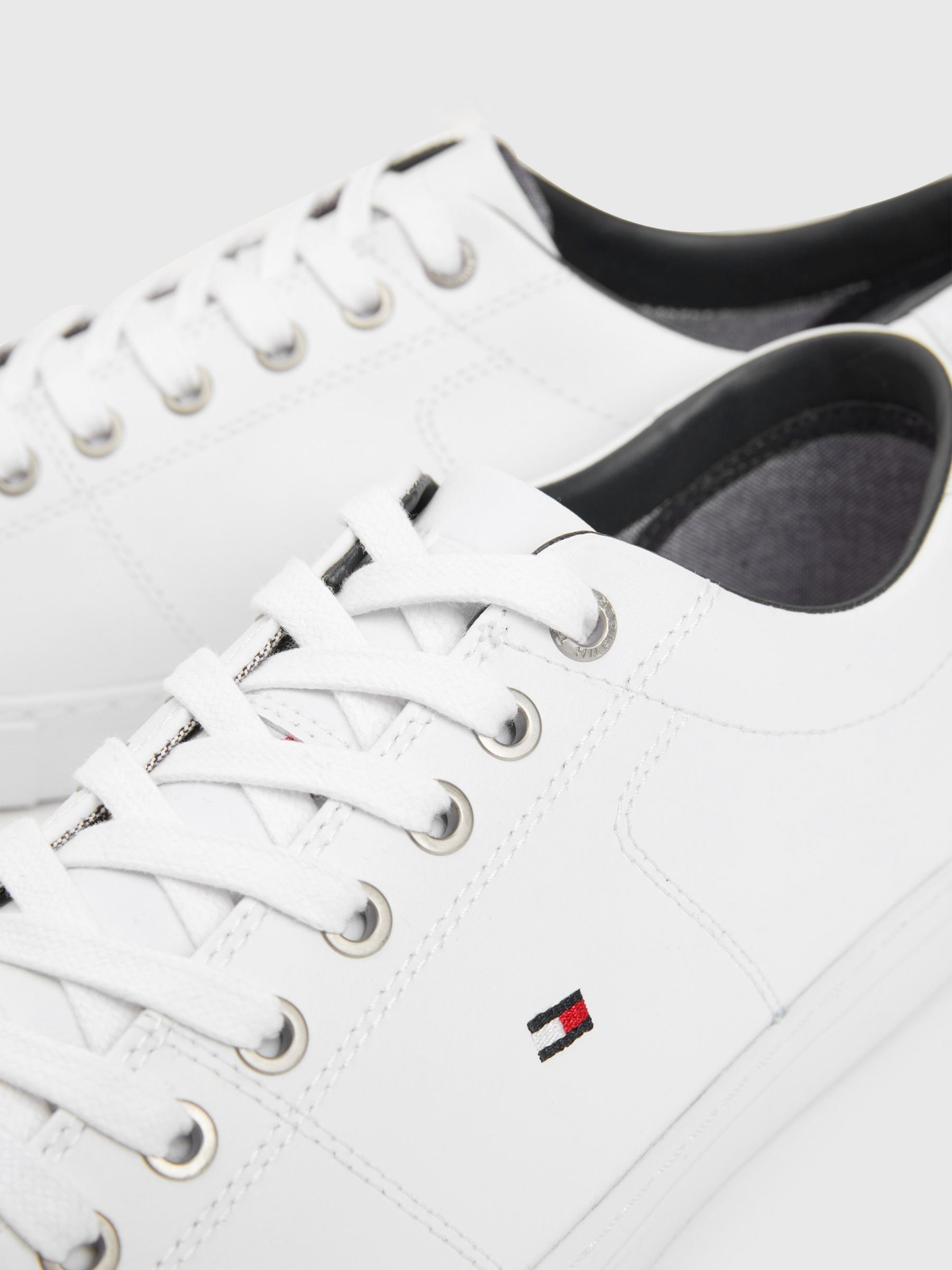 Tommy Hilfiger Essential Leather Lace-Up Trainers, White, White, 6