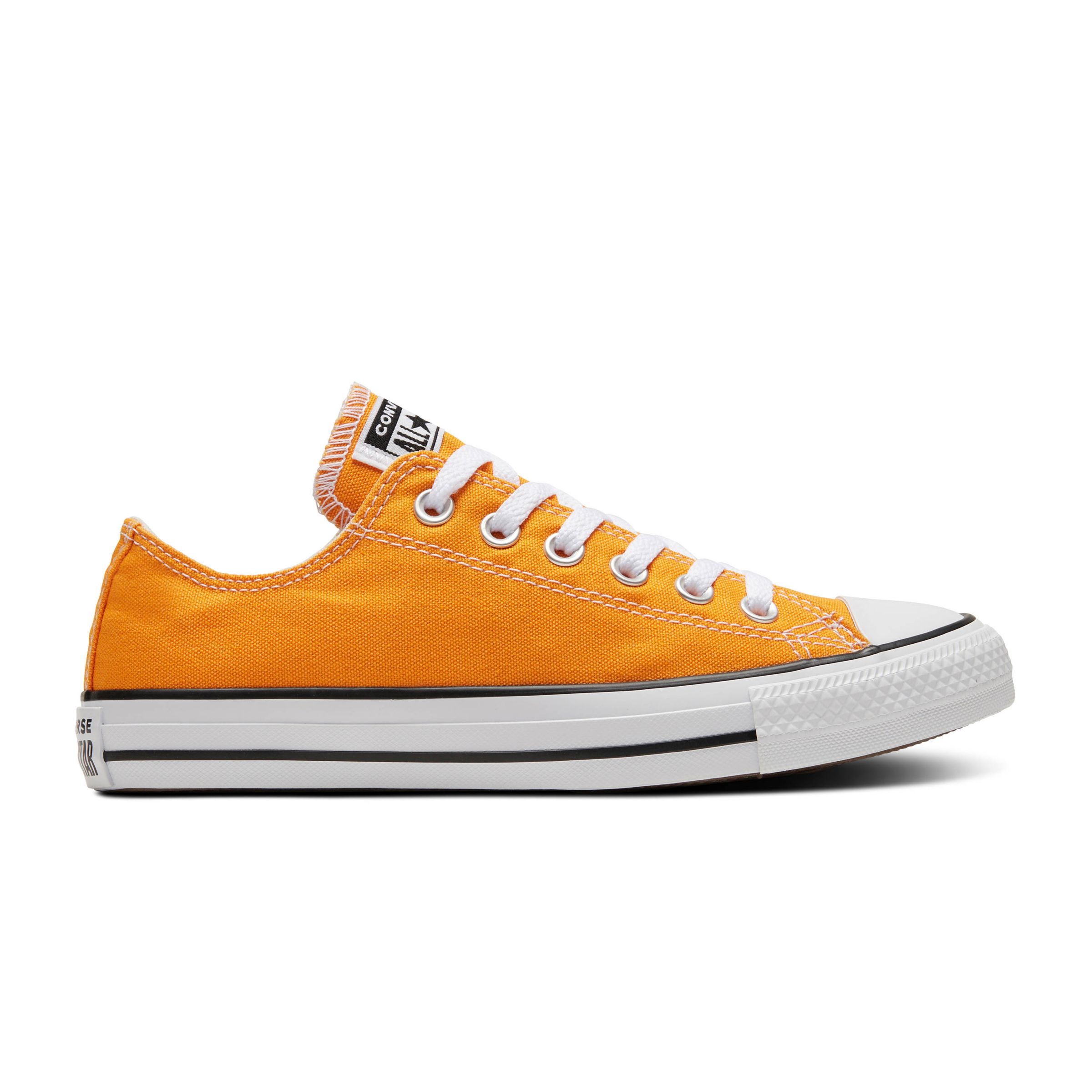 Converse Chuck Taylor All Star Ox Womens Trainers in 