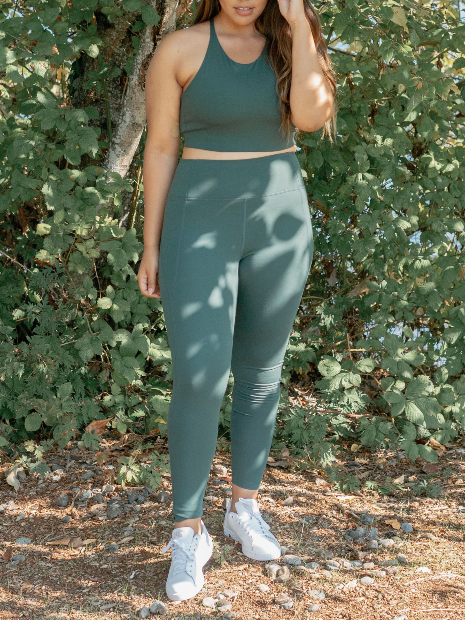 girlfriend collective, Pants & Jumpsuits, Girlfriend Collective  Compressive Highrise Leggings In Moss Small