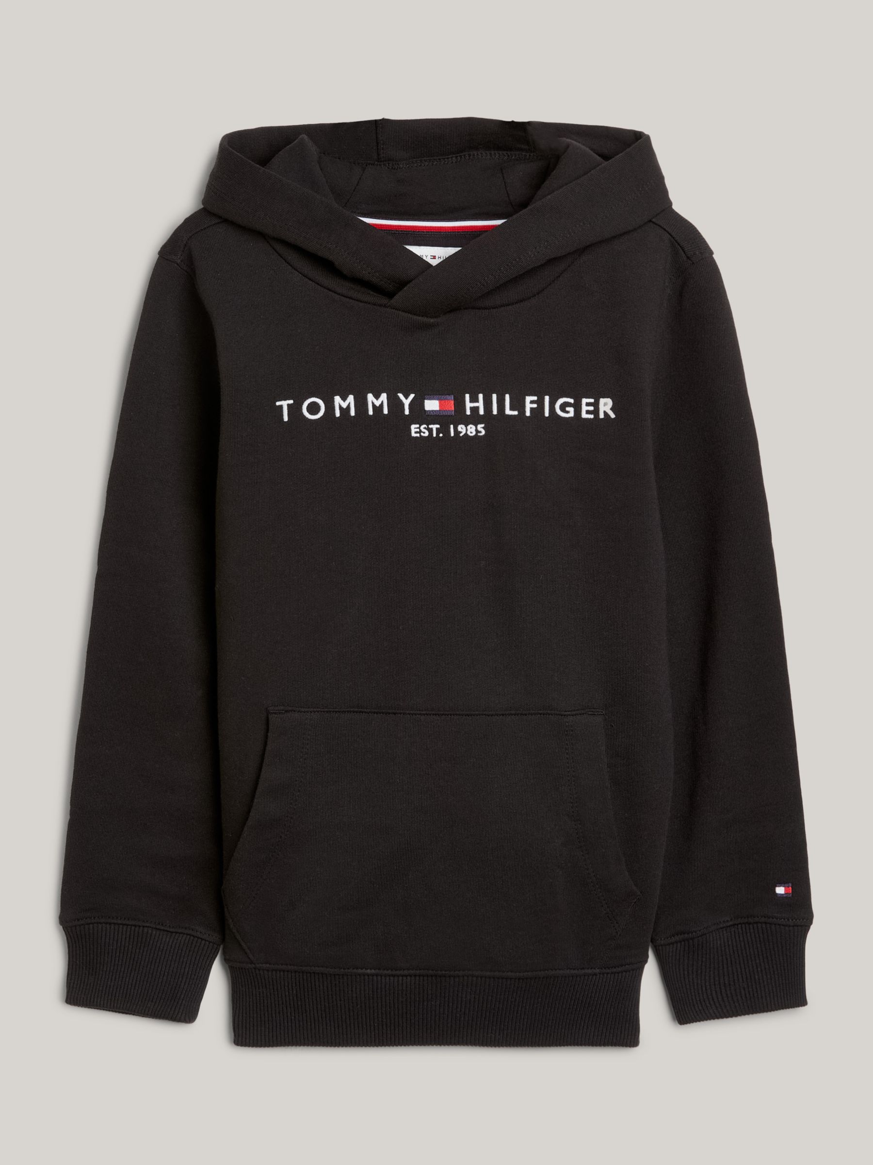 Essential: Tommy Hilfiger True to the Blue collection - DA MAN