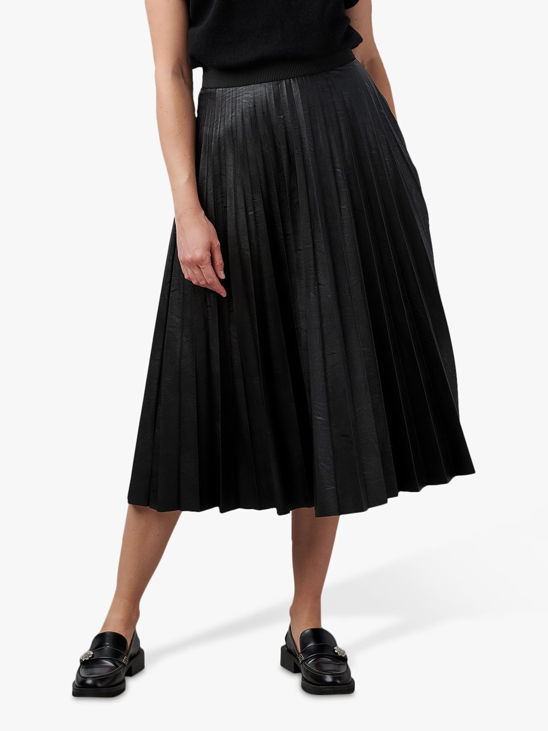 Helene Berman Faux Leather Pleated Skirt