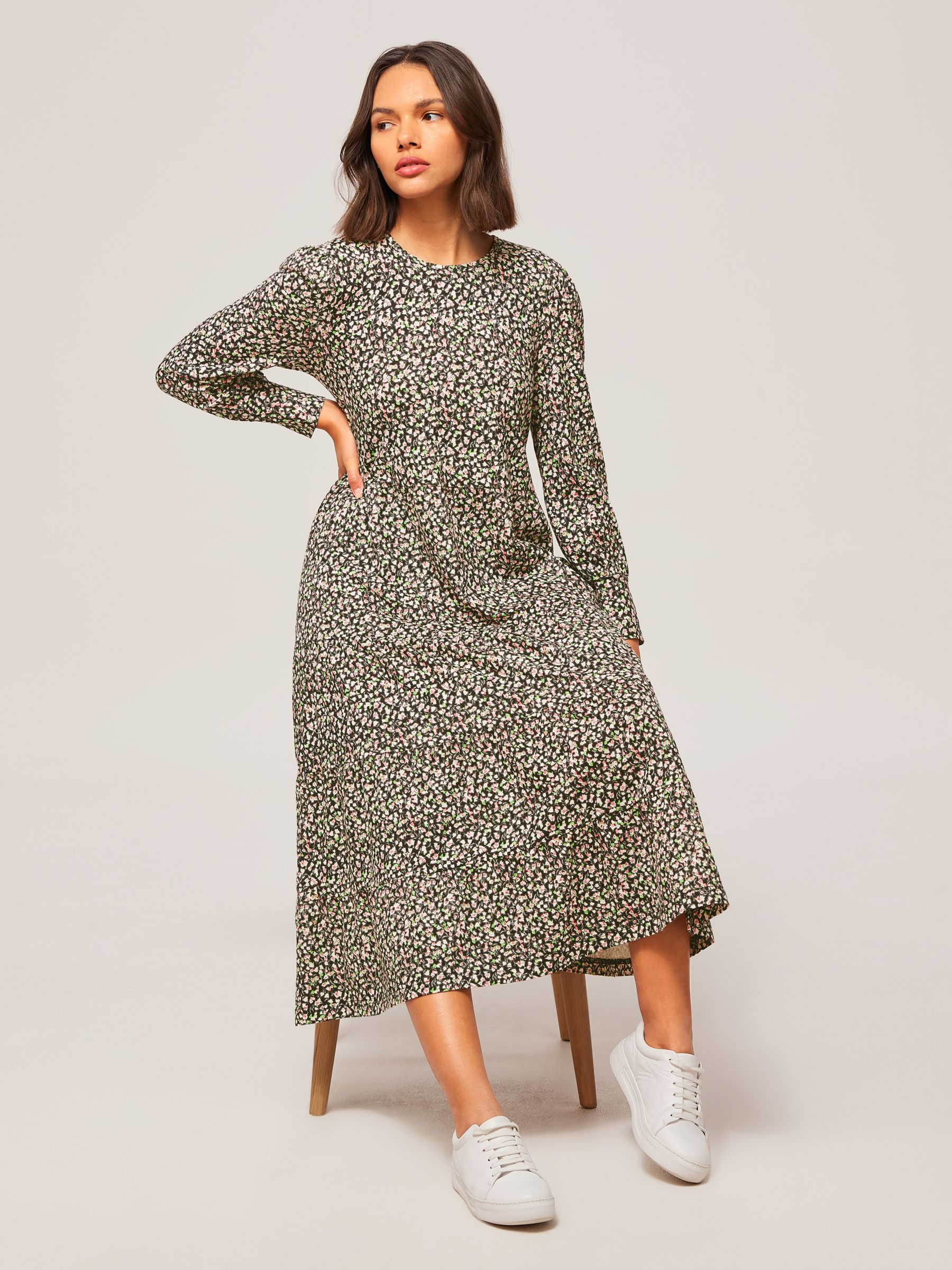 AND/OR Roseanne Floral Jersey Dress, Multi