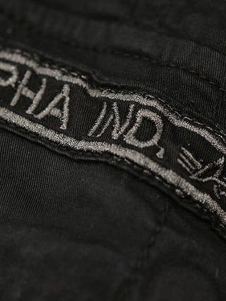 Alpha Industries Crew Cargo Shorts, 03 Black
