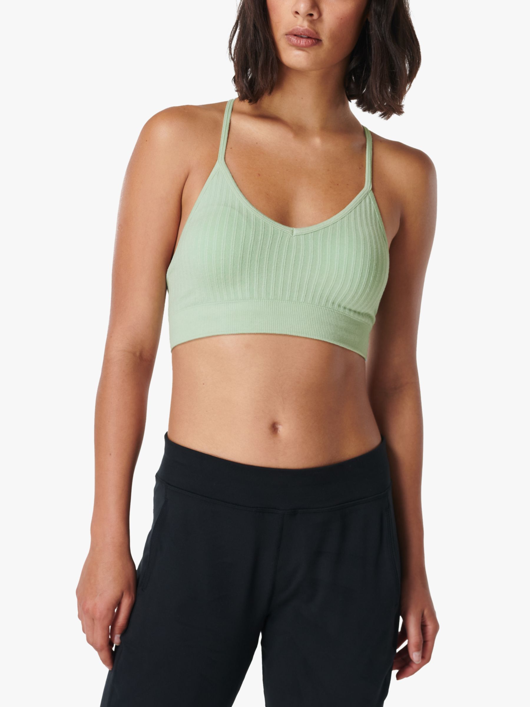 WOMEN'S BEYOND THE WALL FREE MOTION BRA, The North Face