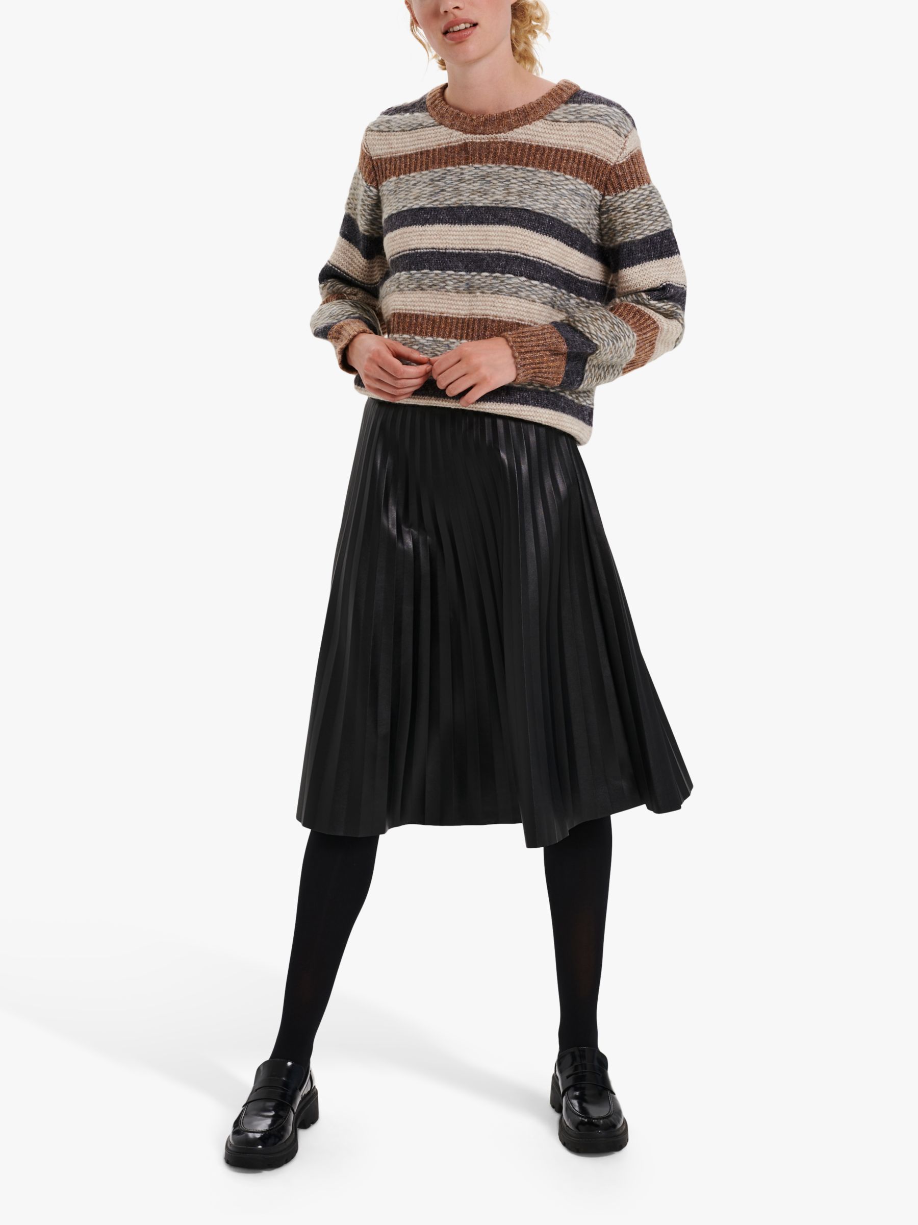 Saint Tropez Jadelin Pleated Skirt, Black, XS