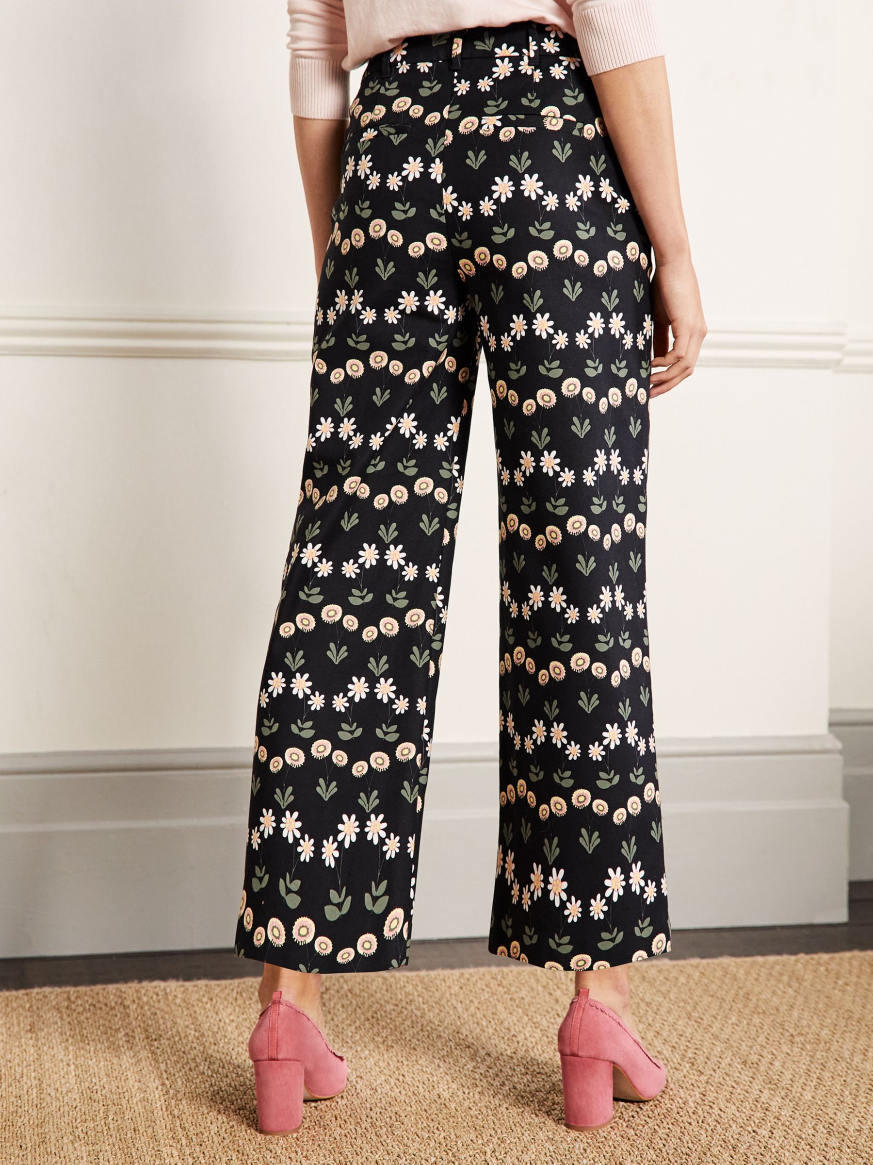 Boden High Waist Wide Leg Trousers, Black/Delicate Daisy