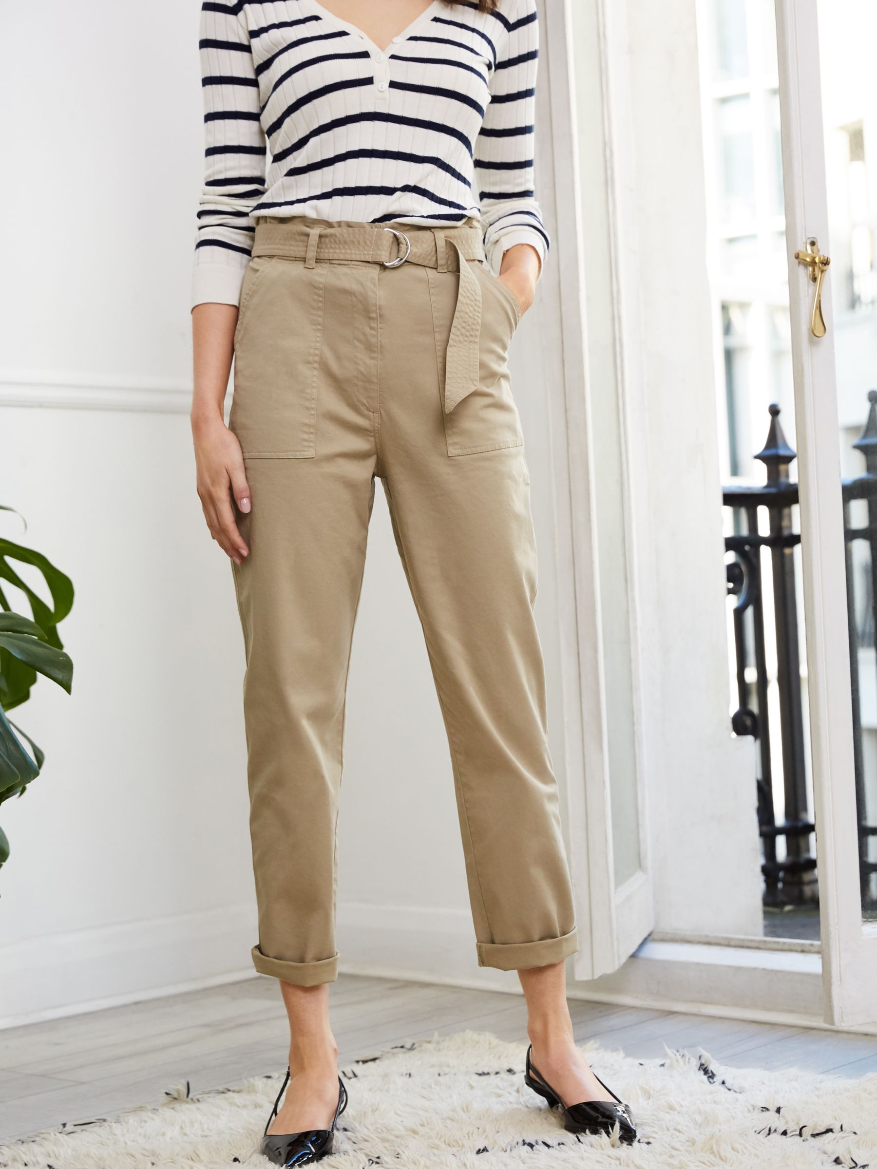 Helsa Chino Cargo Trousers in Khaki