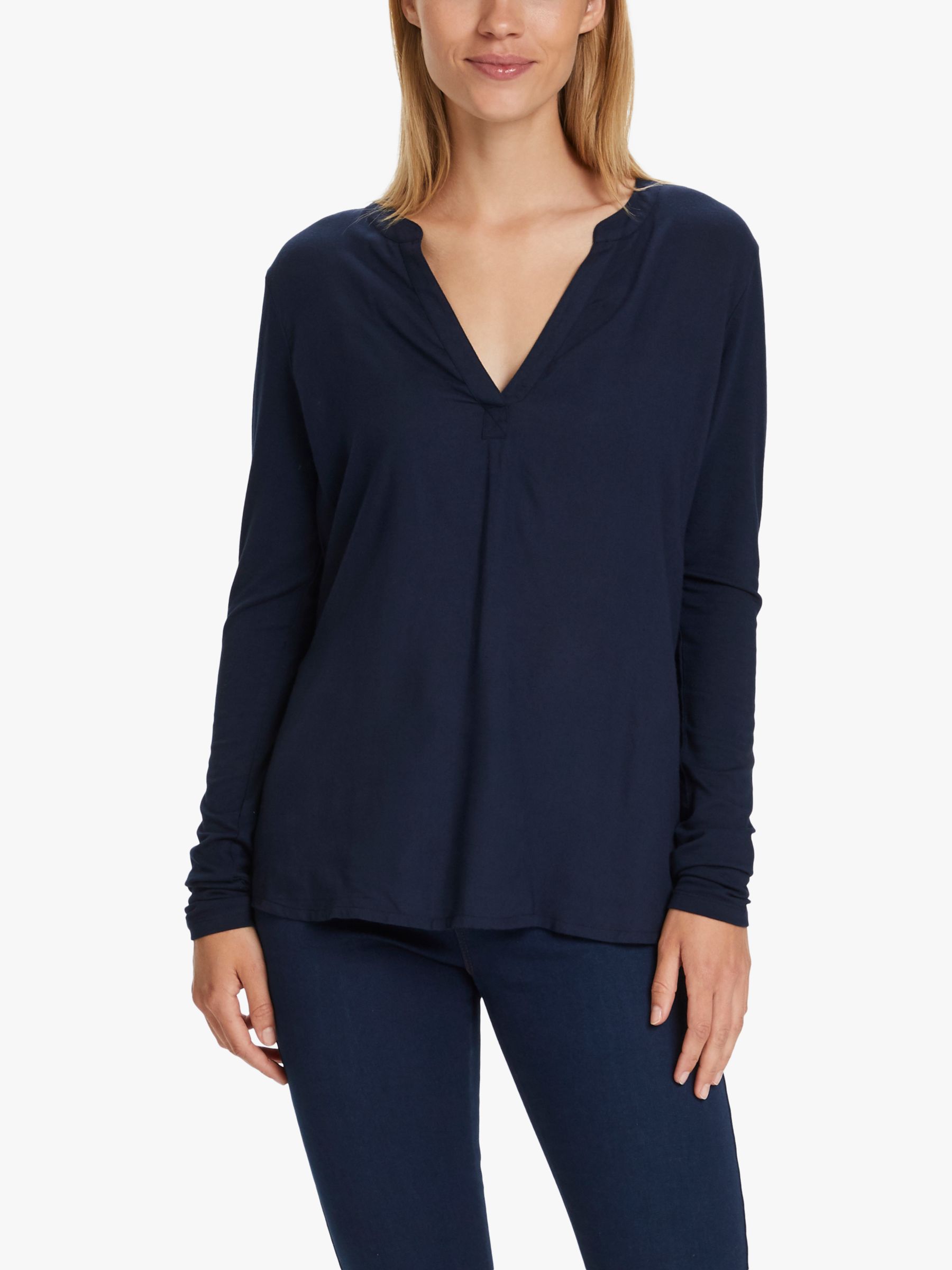 Women's Relaxed Fit V-Neck in Midnight