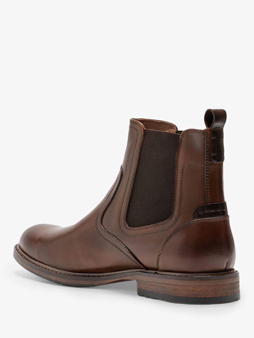Rodd & Gunn Dargaville Leather Chelsea Boots