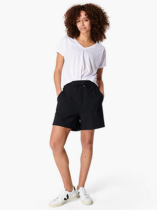 Sweaty Betty Explorer 5.5" Shorts, Black 