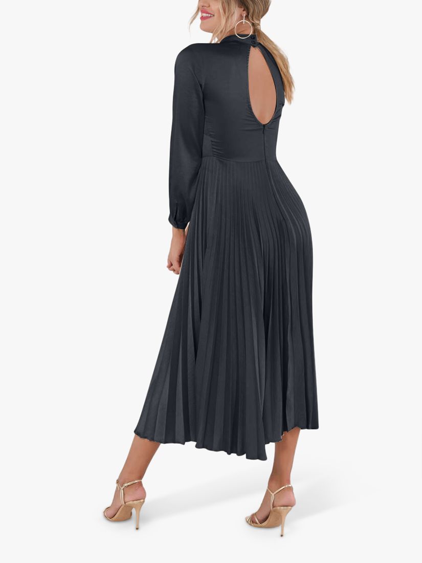 Pleated midi discount dress black