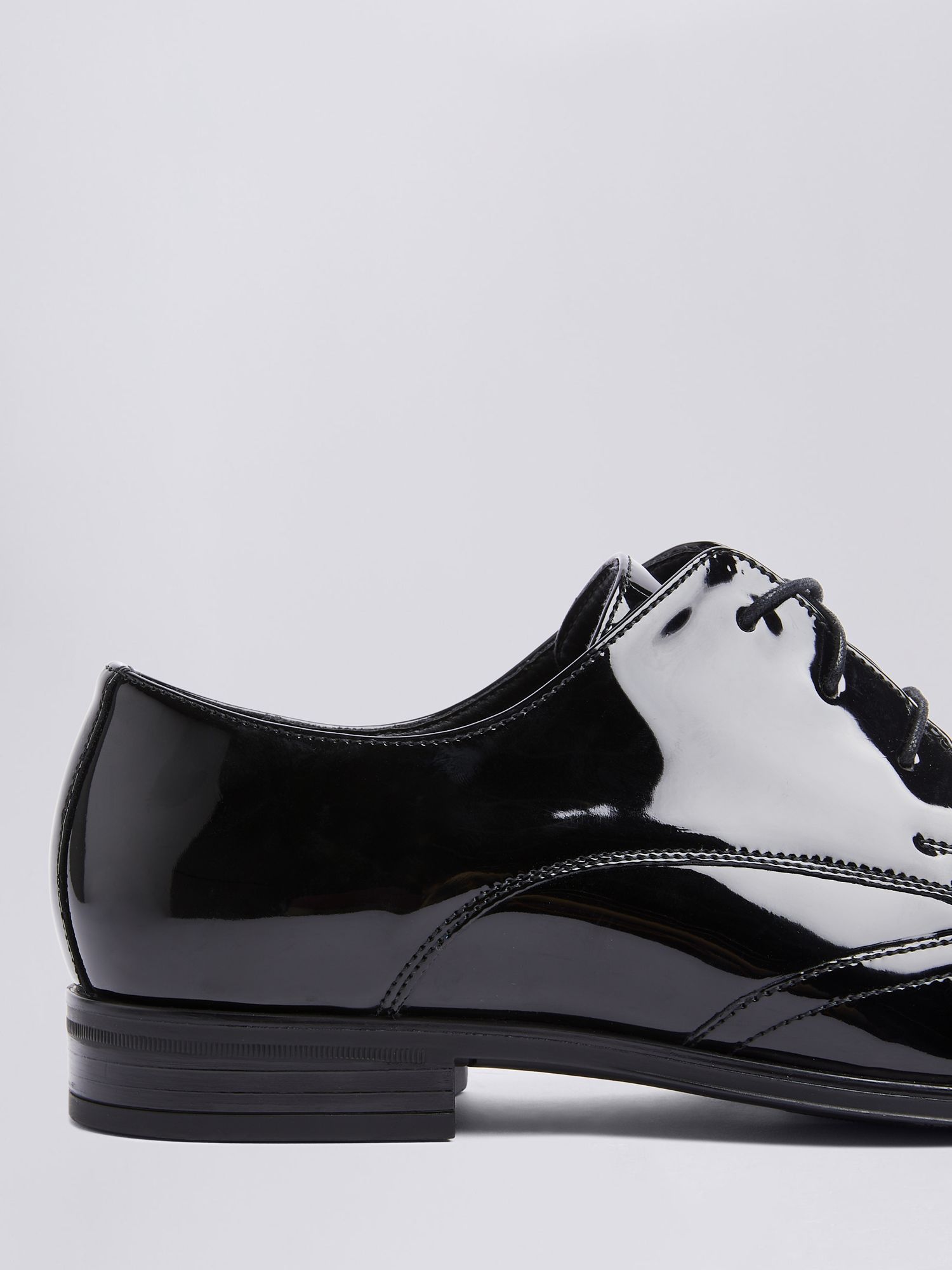 Moss Kensington Patent Brogue Dress Shoes, 15 Black, 6