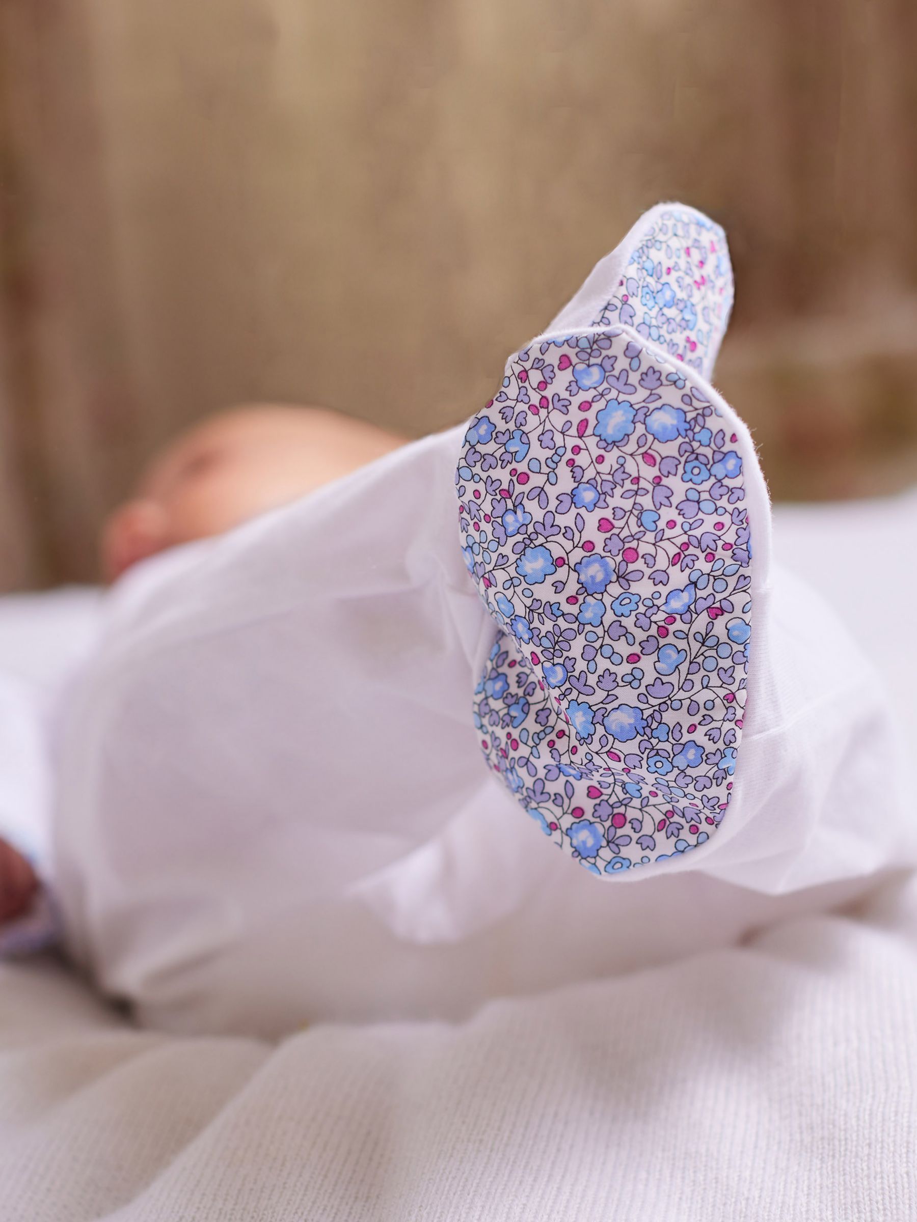 Trotters Baby Liberty Print Flopsy Eloise Sleepsuit & Gift Bag Set, White, Newborn