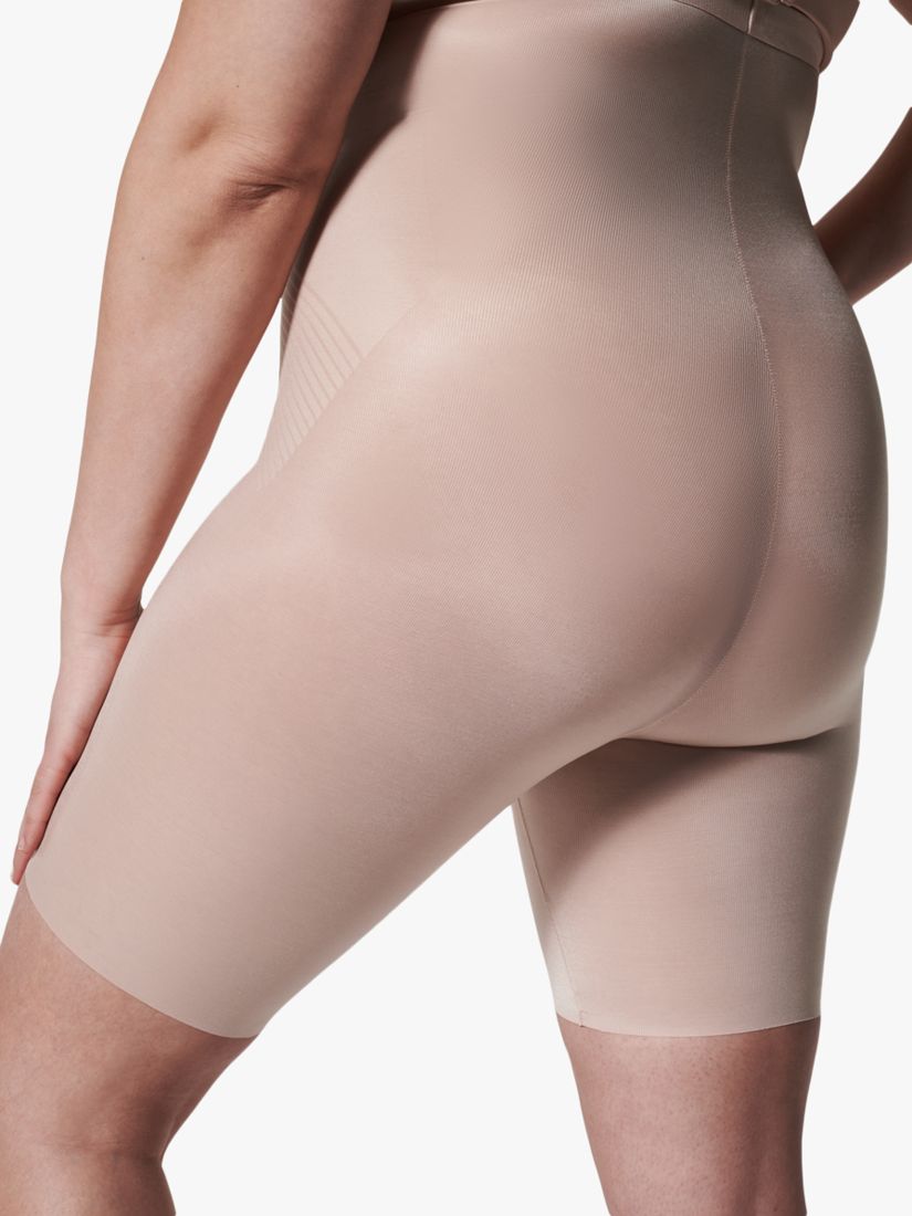 Spanx Medium Control Thinstincts 2.0 High-Waist Mid-Thigh Short