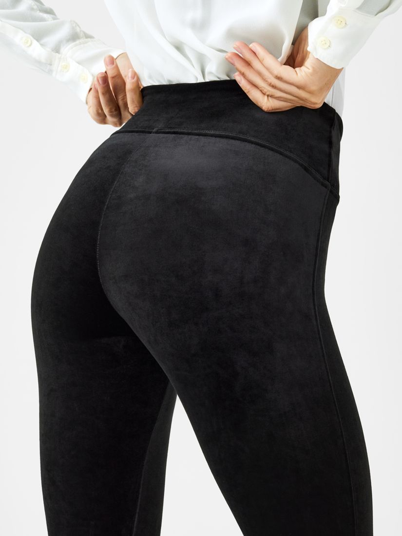 SPANX Flawless Velvet Shaping Leggings, XS, Black : : Clothing,  Shoes & Accessories