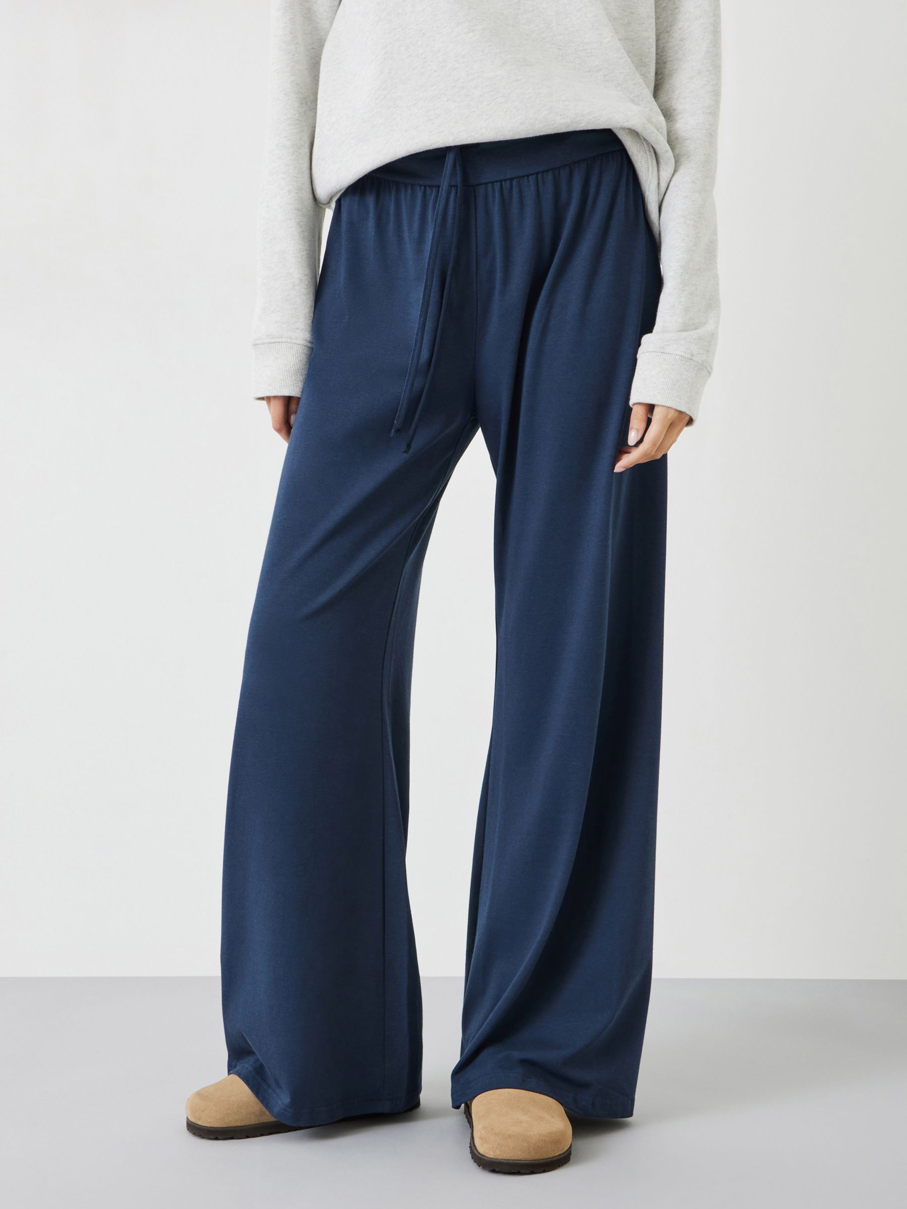AUTOMET Women's Flare Sweatpants Fleece Lined Baggy Extra Long