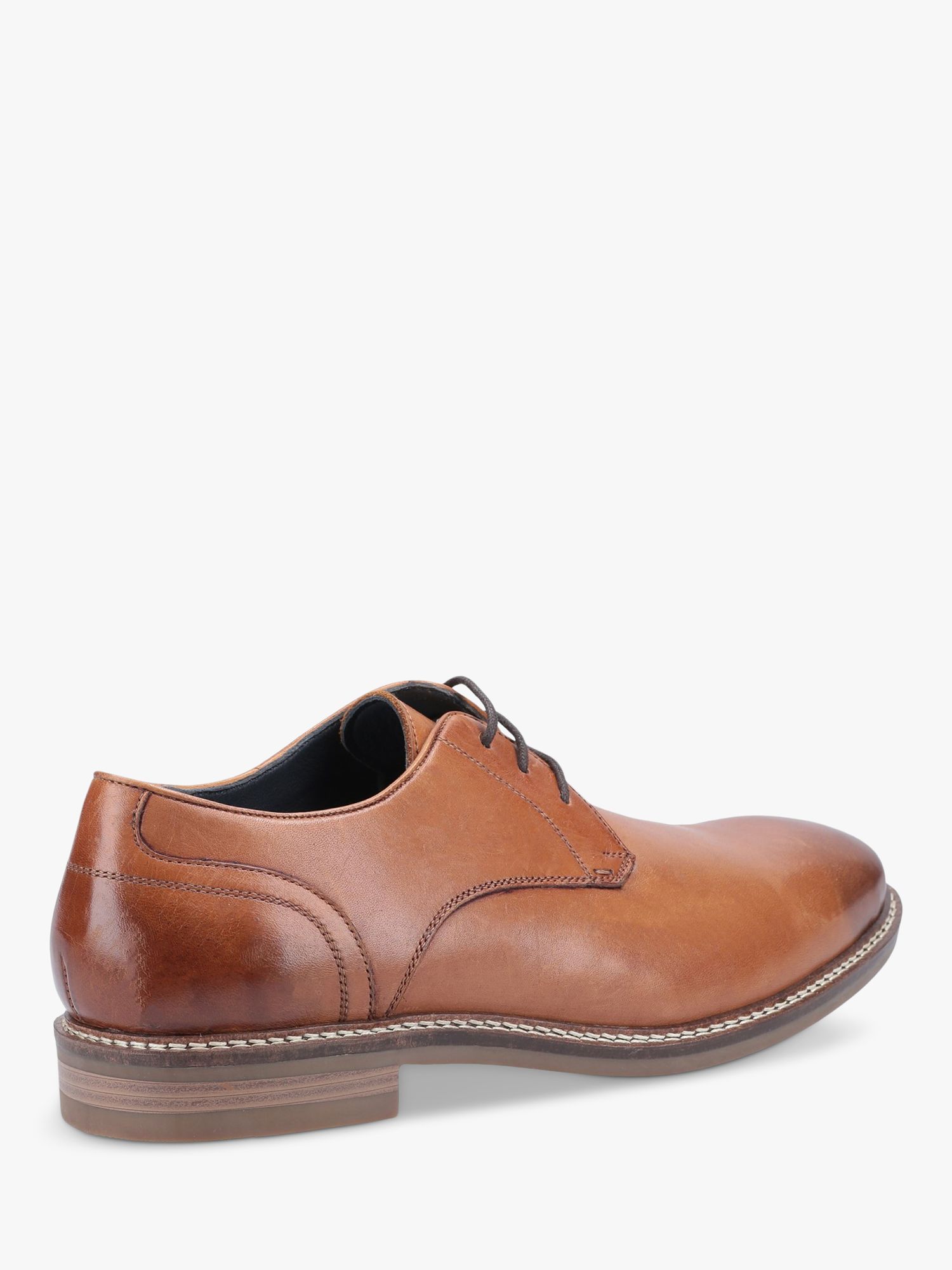 who made hush puppies shoes