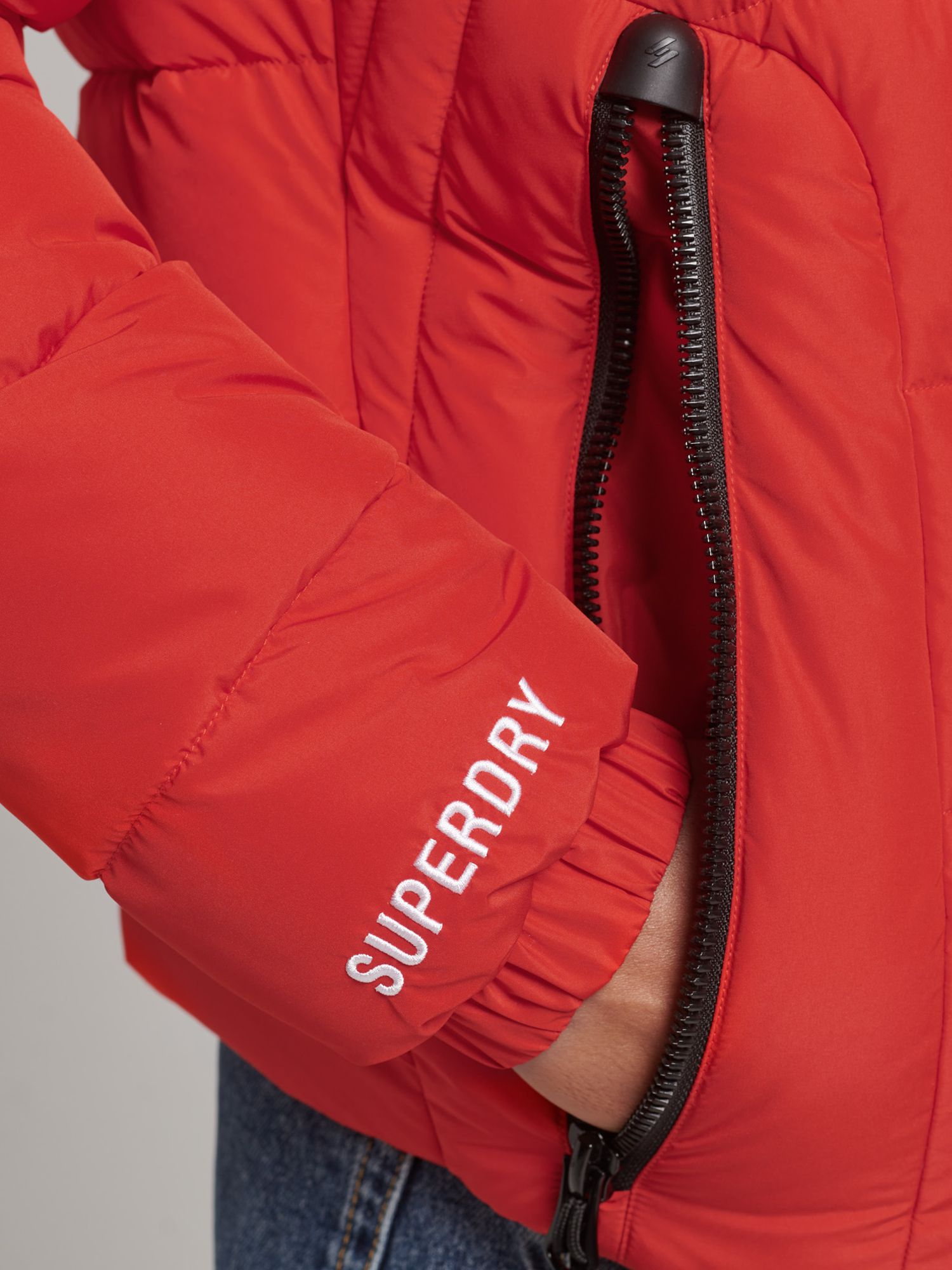 Men's Sports Puffer Hooded Jacket in Bright Red