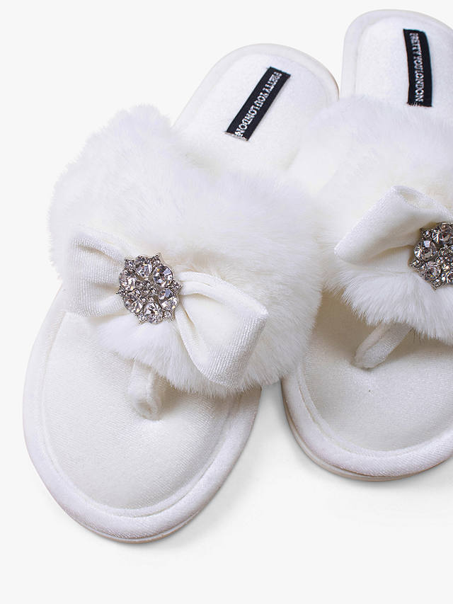 Pretty You London Amelie Slippers, Cream