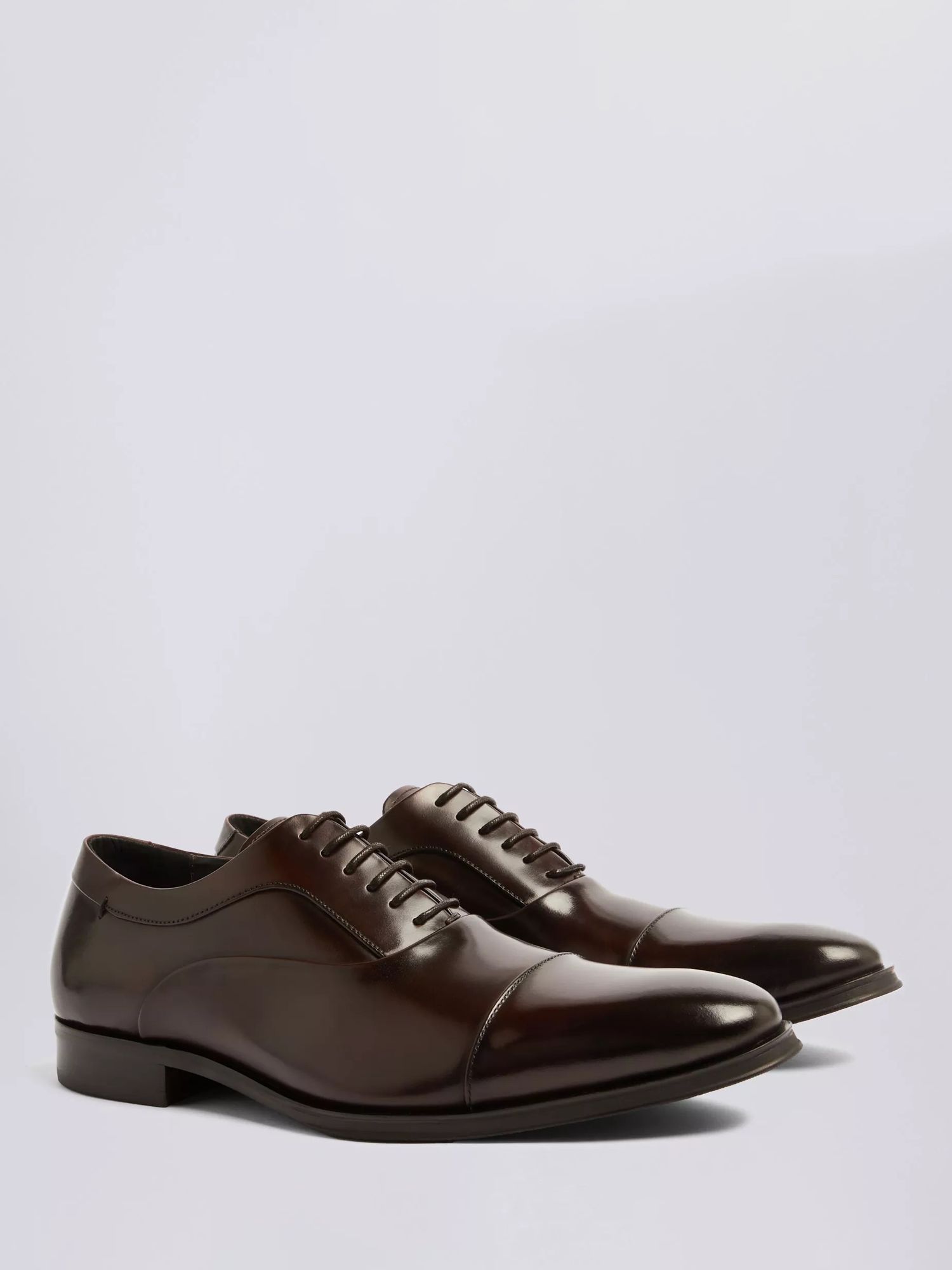 Moss John White Guildhall Brown Oxford Shoe, Brown, 6