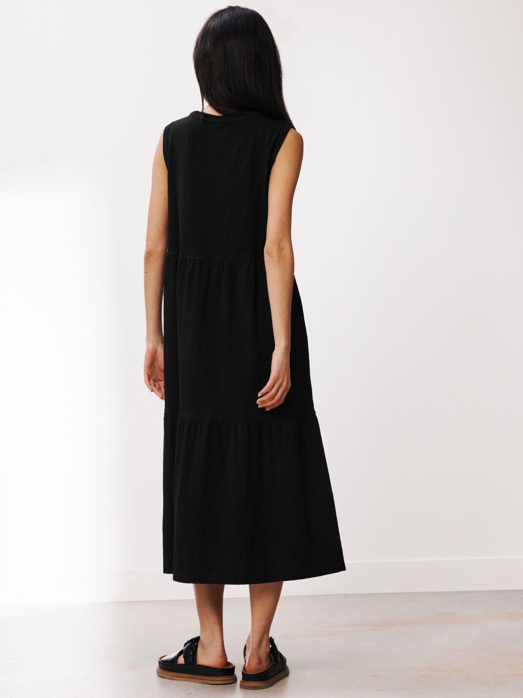 AND/OR Bernie Sleeveless Jersey Dress, Black, 6